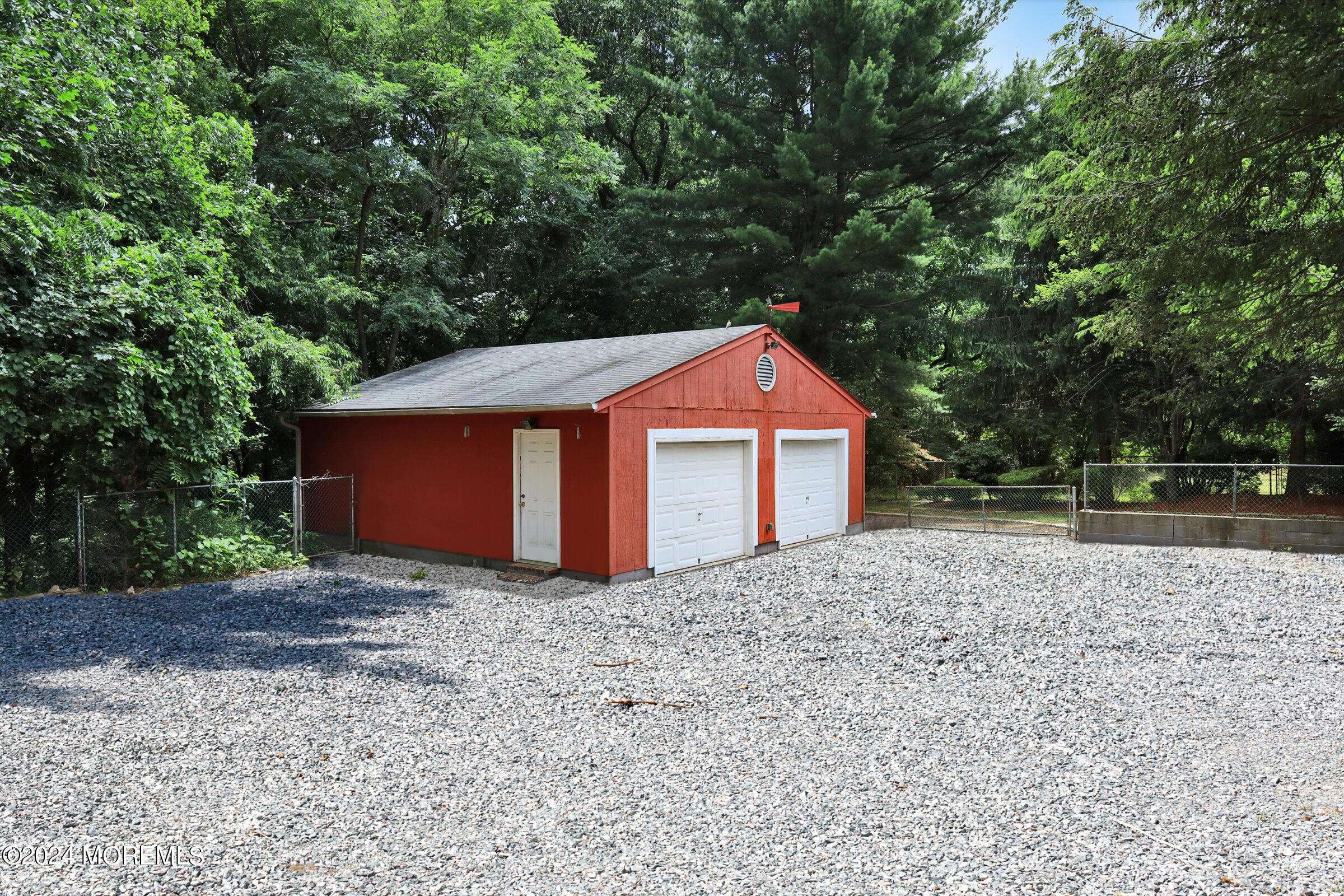 Freehold, NJ 07728,146 Robertsville Road