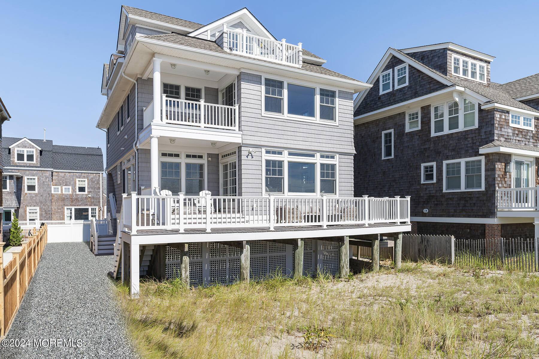 Bay Head, NJ 08742,525 East Avenue