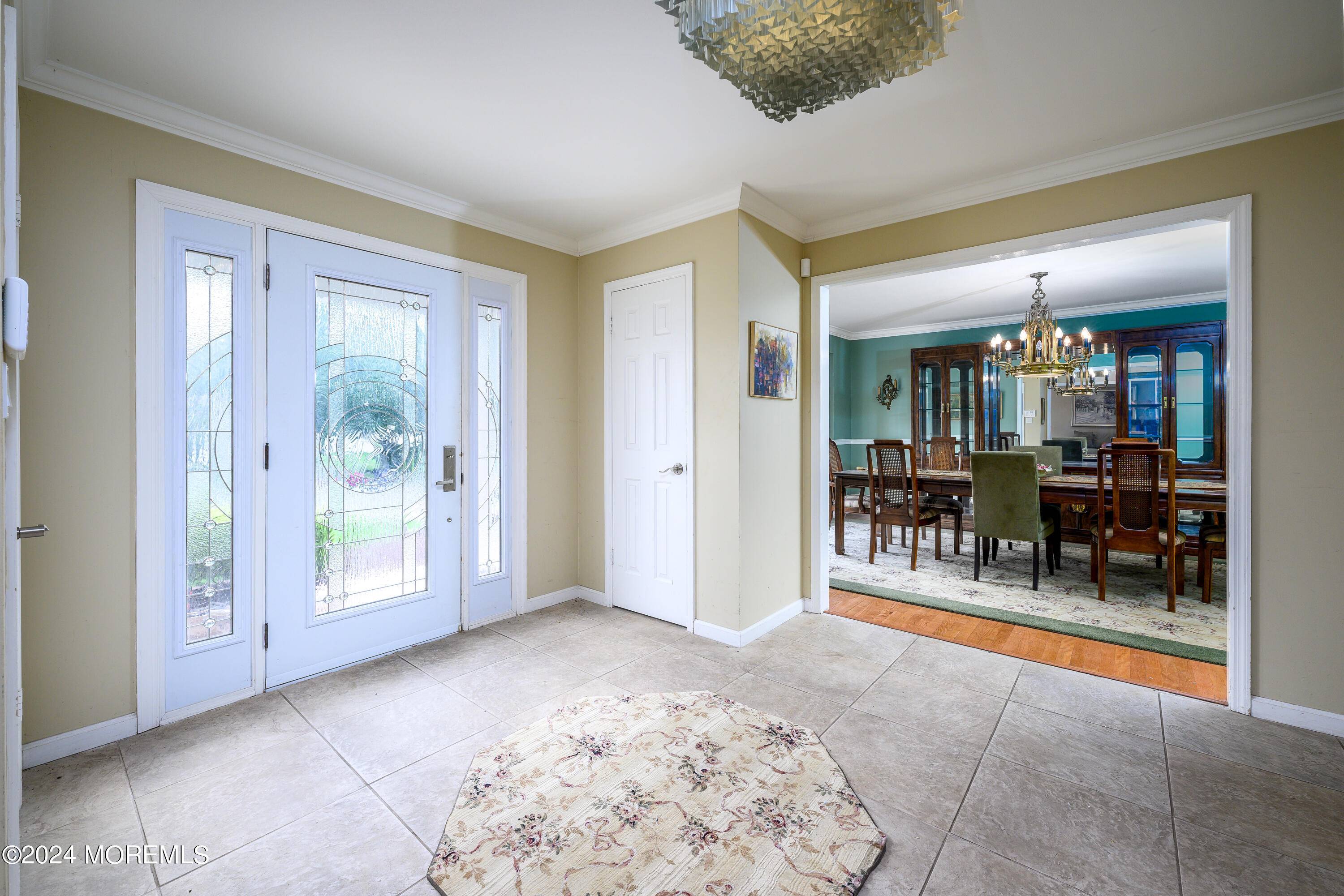 Manalapan, NJ 07726,27 Longstreet Road