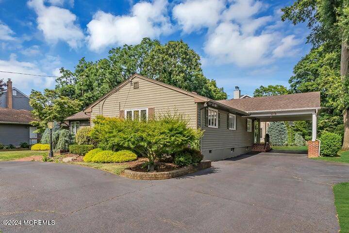 Oakhurst, NJ 07755,2013 Vernon Street
