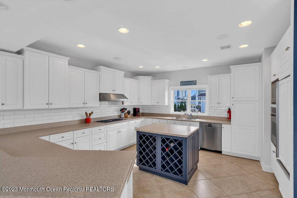 Mantoloking, NJ 08738,304 Cutter Lane