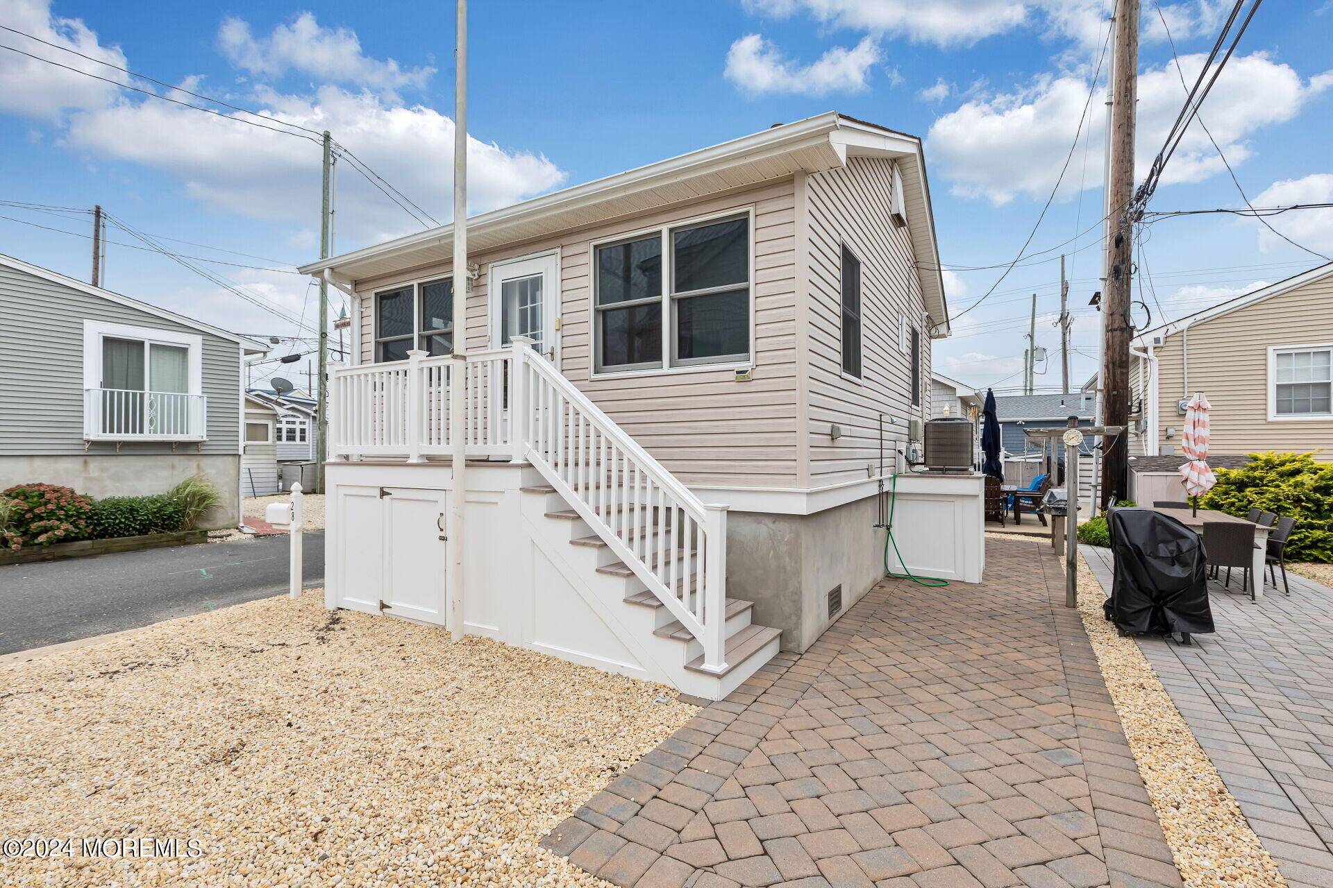 Lavallette, NJ 08735,28 E Shell Way