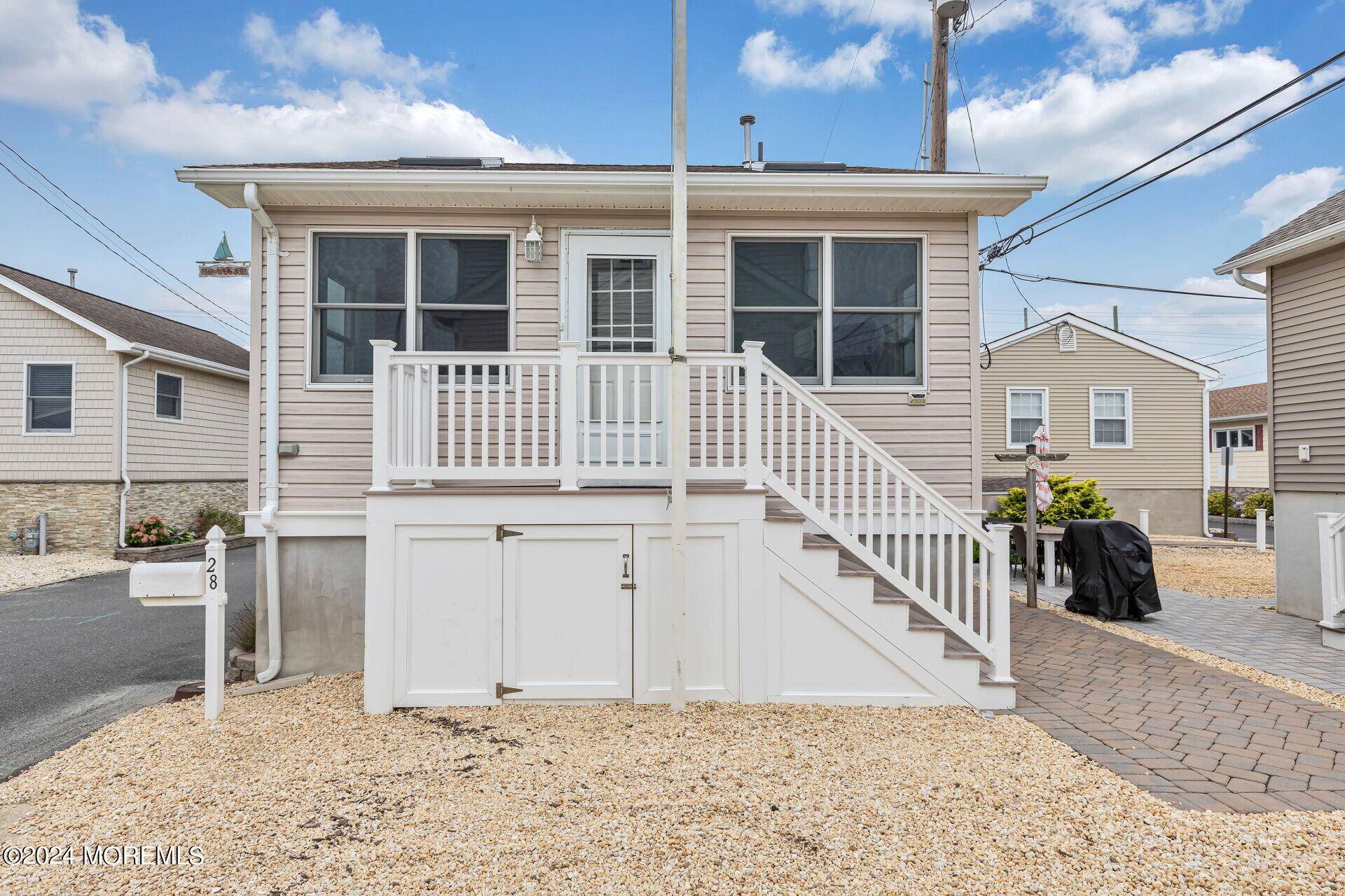 Lavallette, NJ 08735,28 E Shell Way