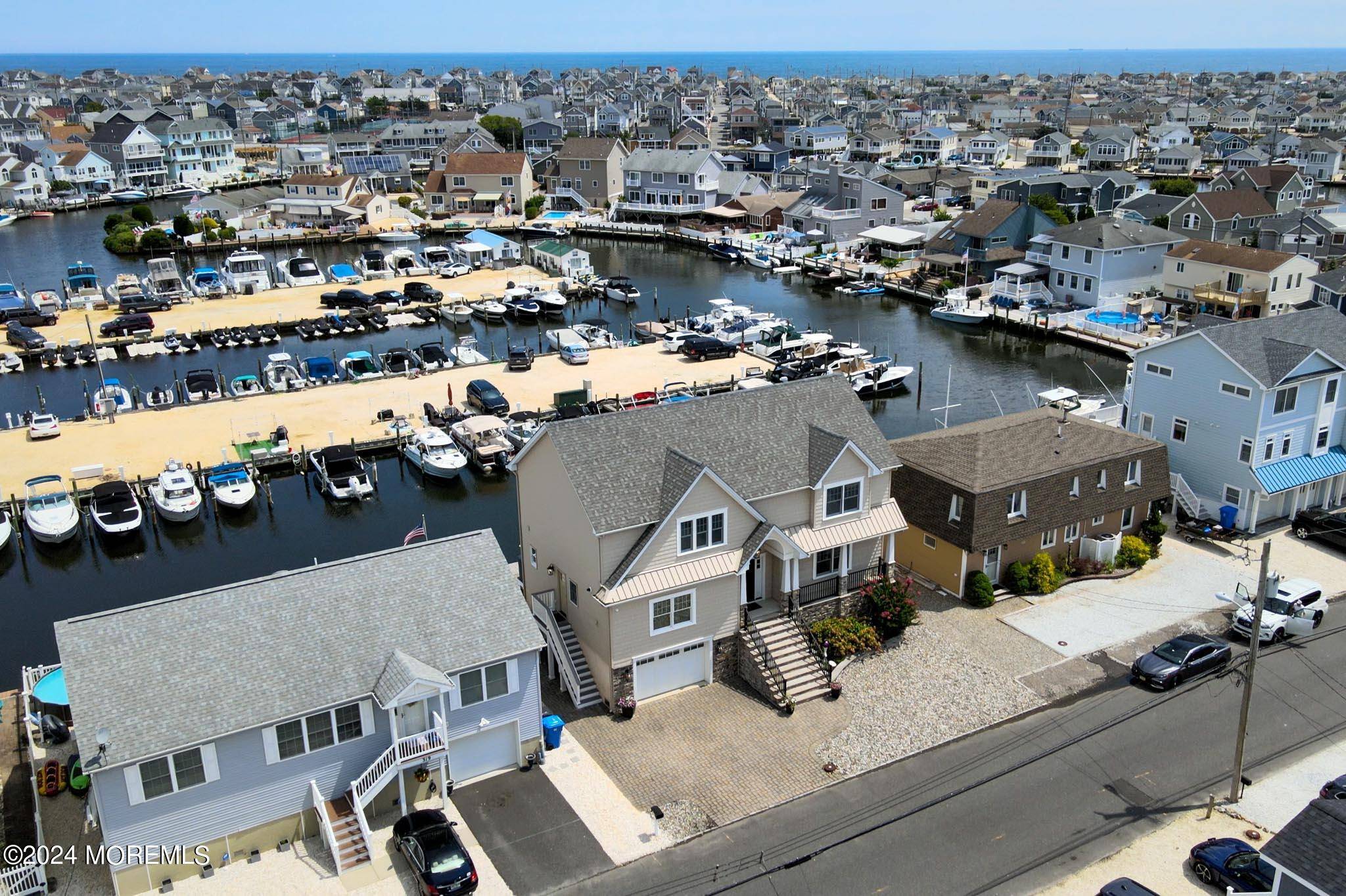 Lavallette, NJ 08735,321 Venice Drive