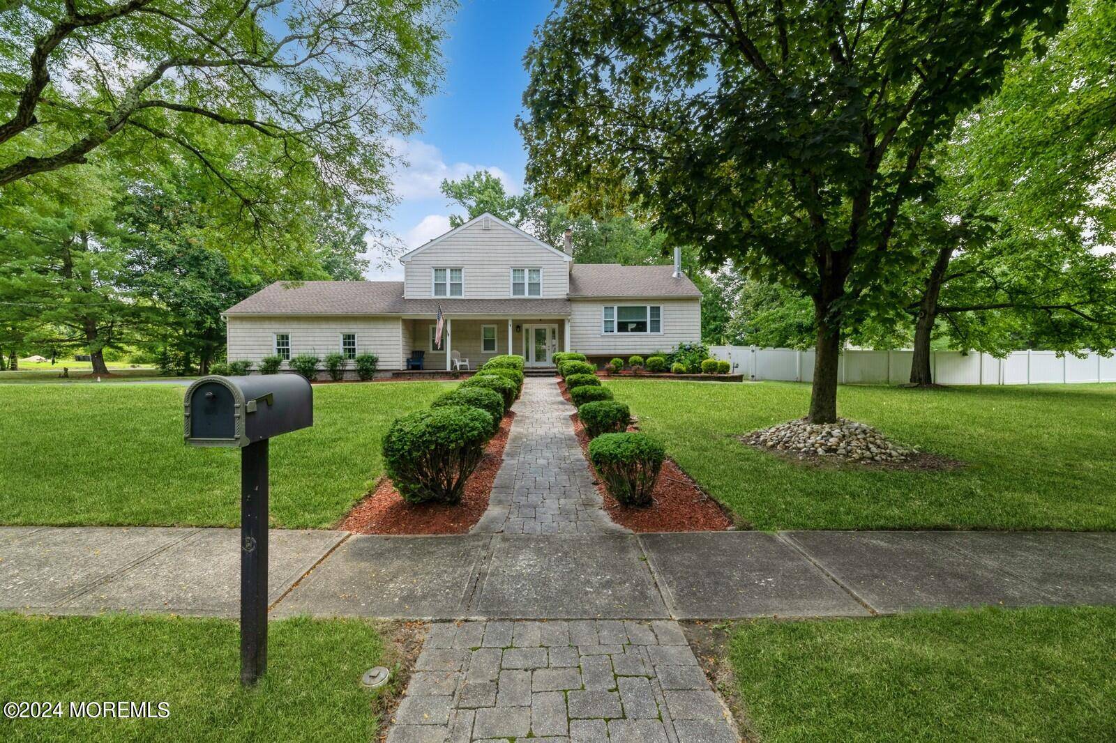 Manalapan, NJ 07726,1 Devon Drive