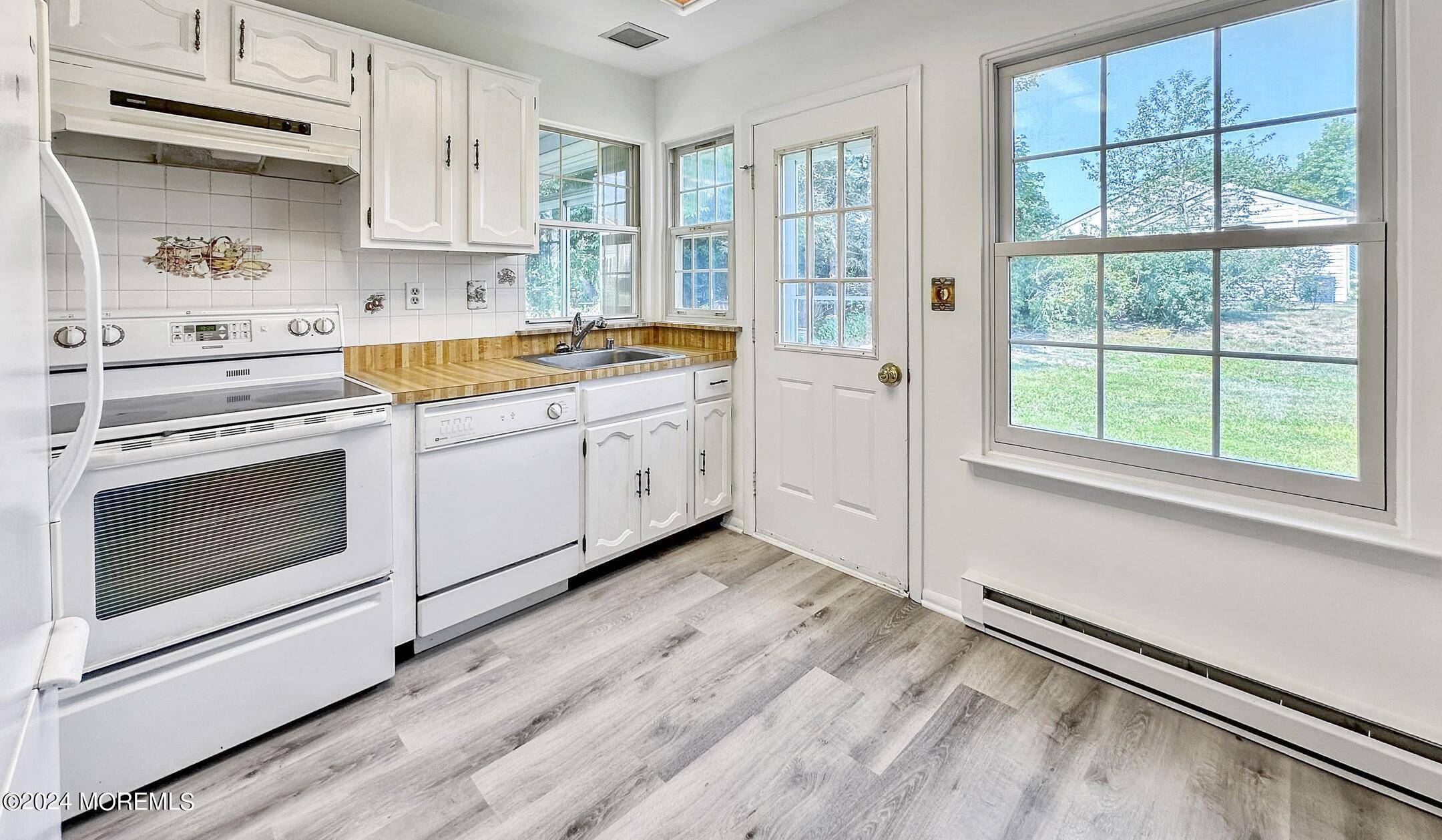 Southampton, NJ 08088,16 Burtons Drive