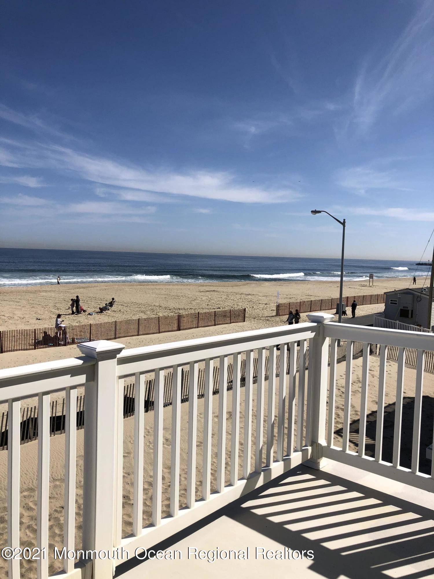 Manasquan, NJ 08736,239 Beachfront #3