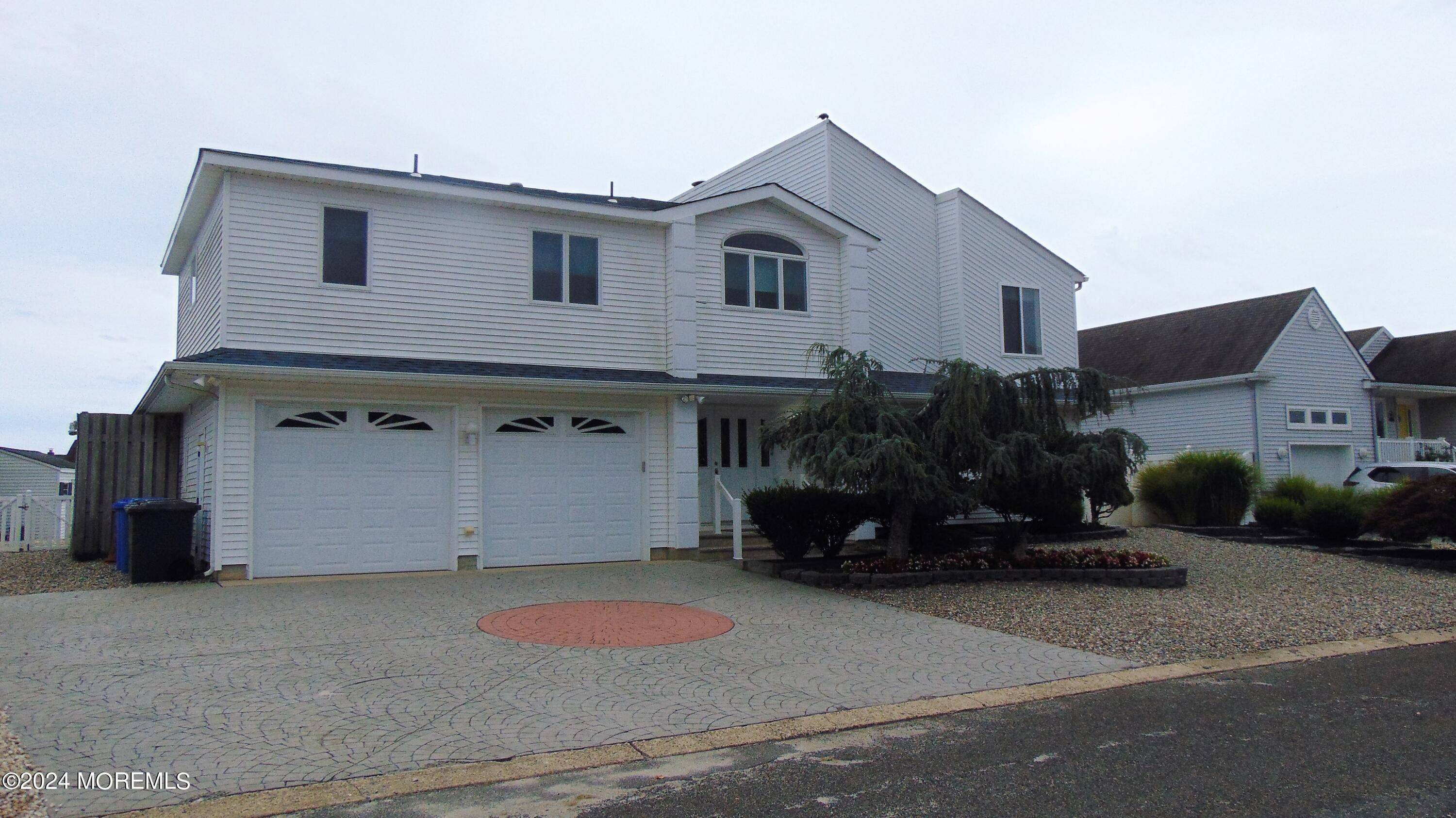 Manahawkin, NJ 08050,189 Southard Drive