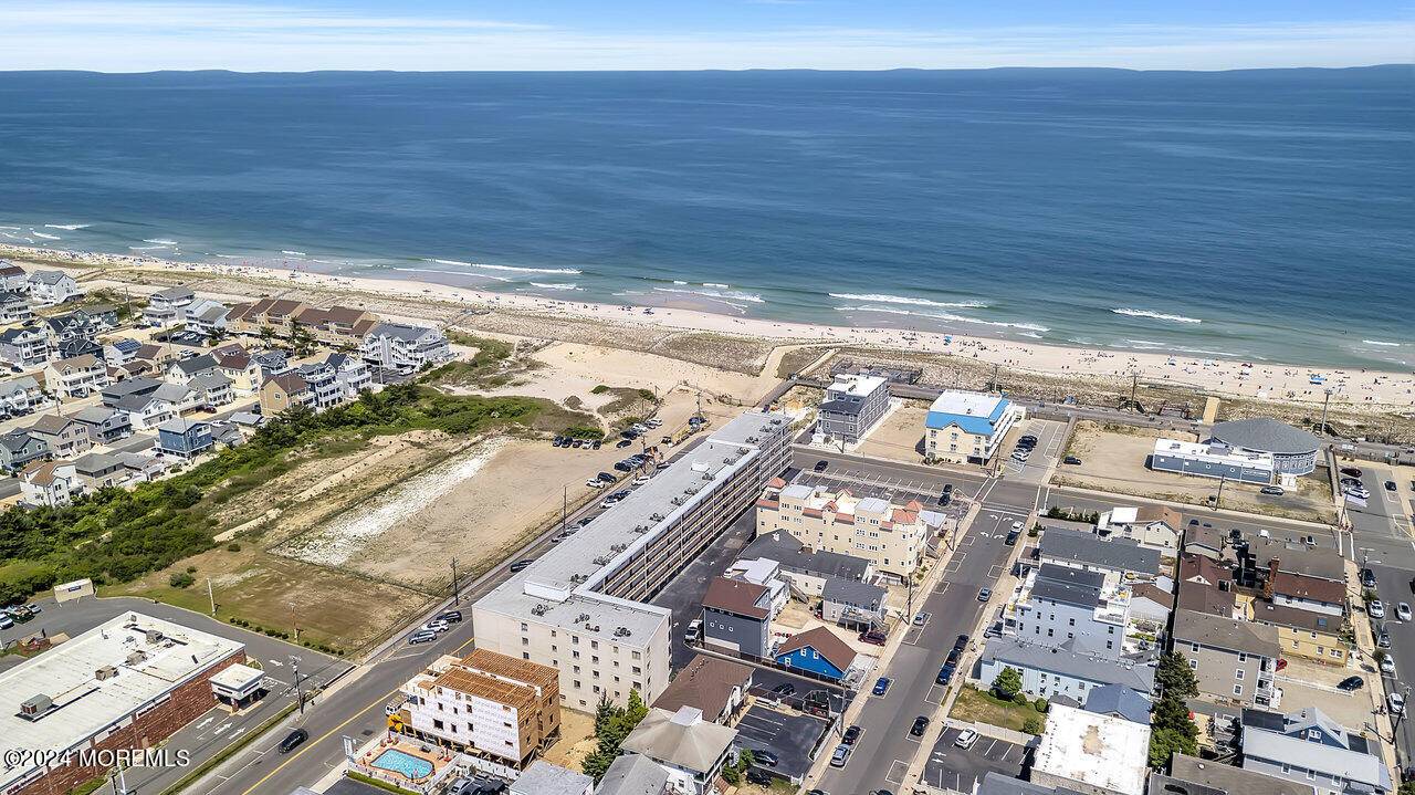 Seaside Heights, NJ 08751,51 Hiering Avenue #B9