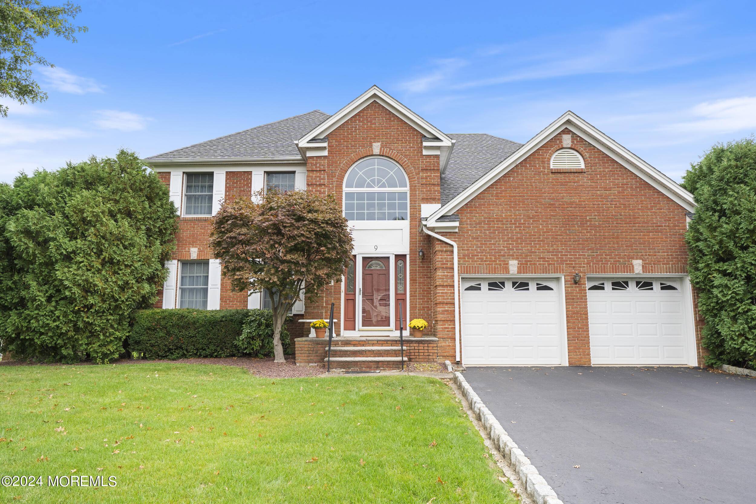 Matawan, NJ 07747,9 Woodruff Drive
