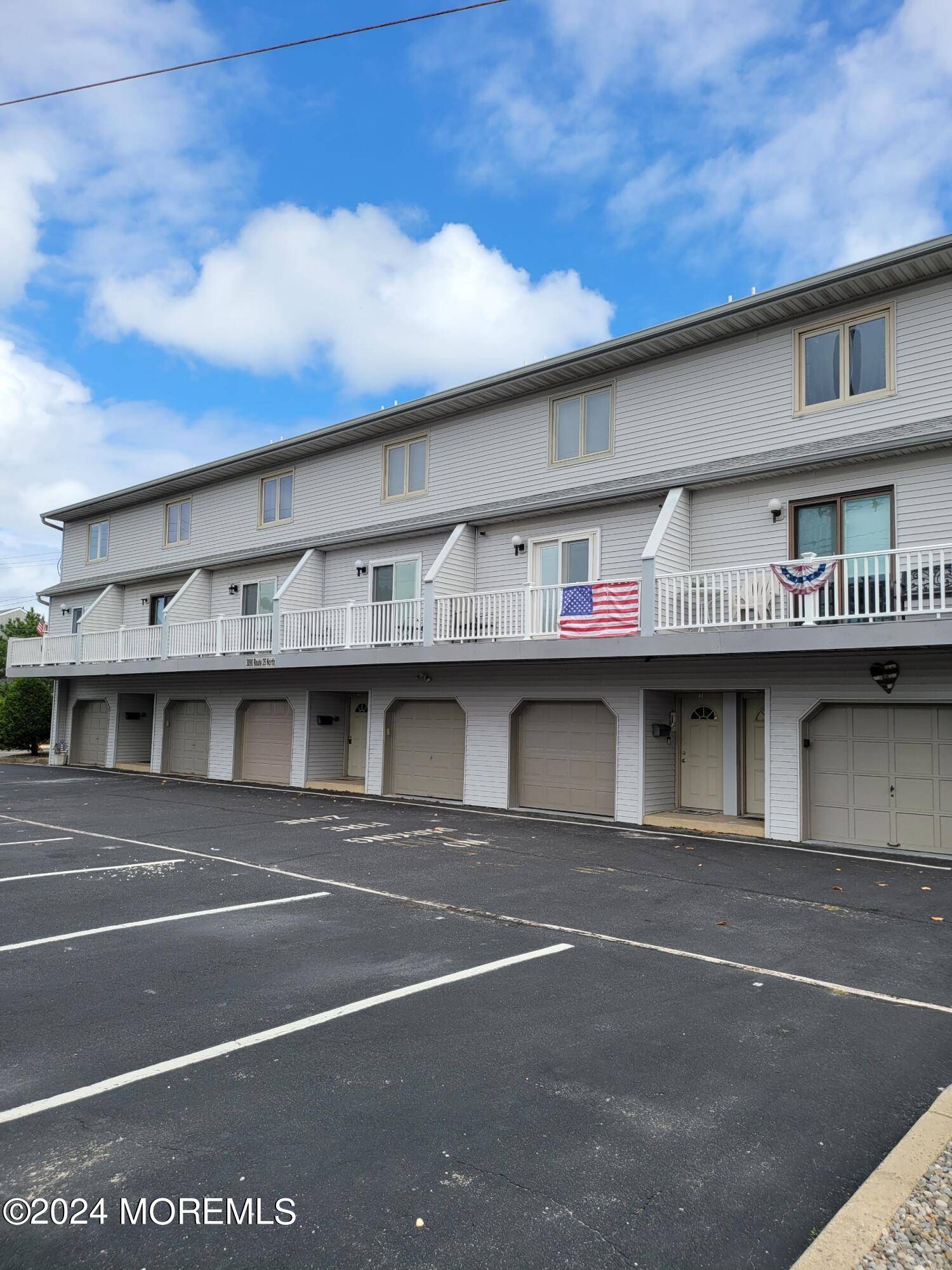 Lavallette, NJ 08735,3090 N Route 35 N #2