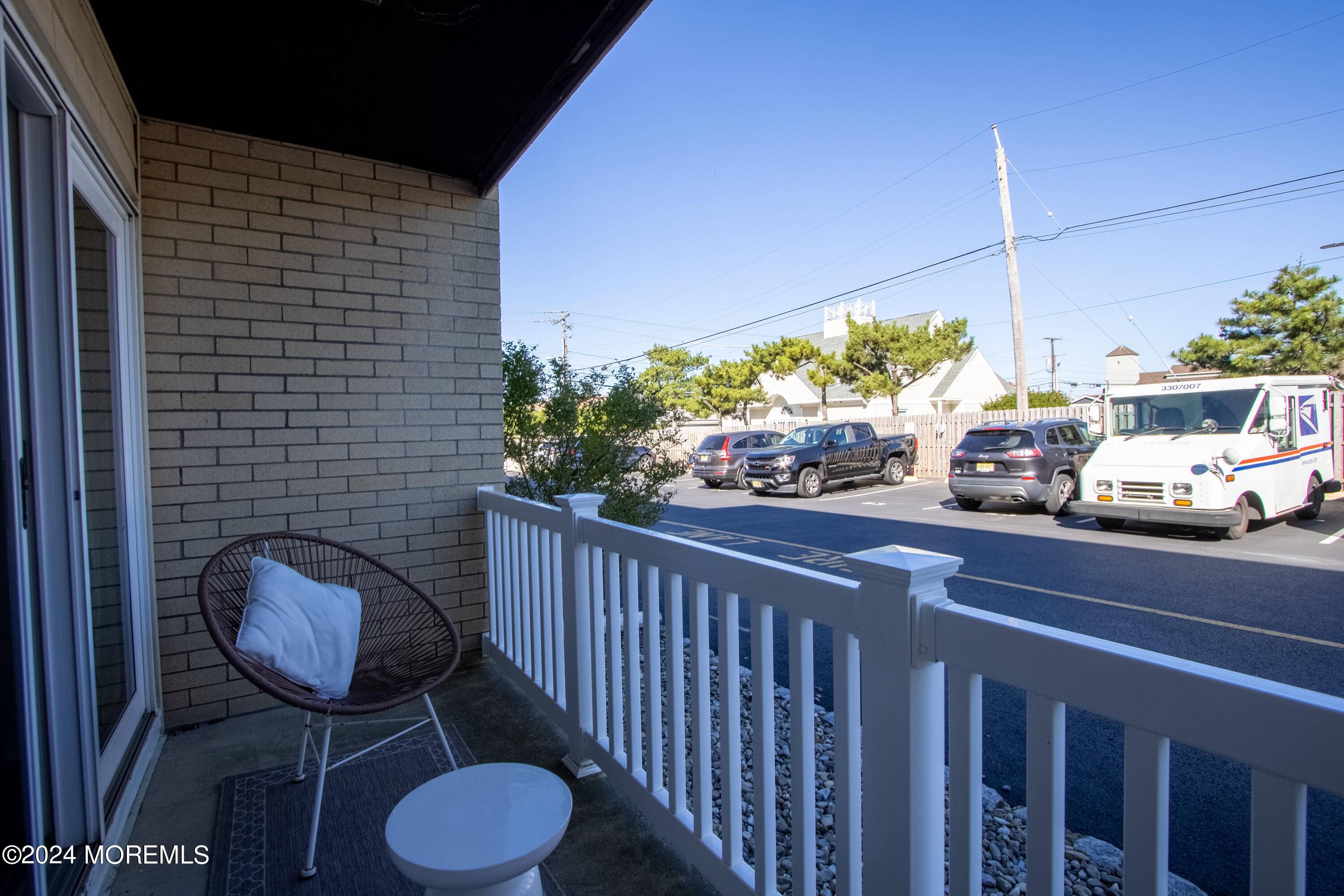 Sea Bright, NJ 07760,1187 Ocean Avenue #23