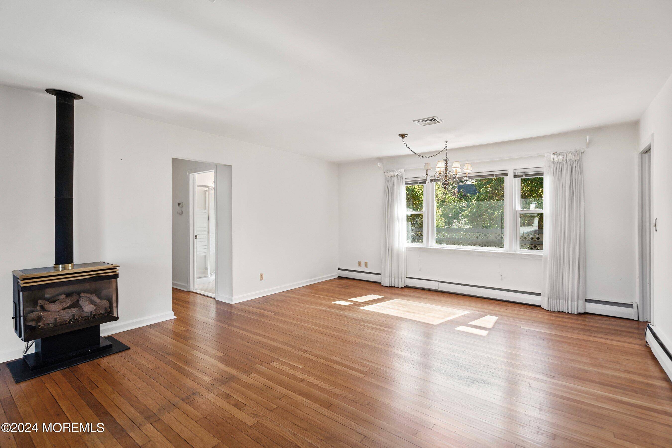 Wall, NJ 07719,1615 Maple Street