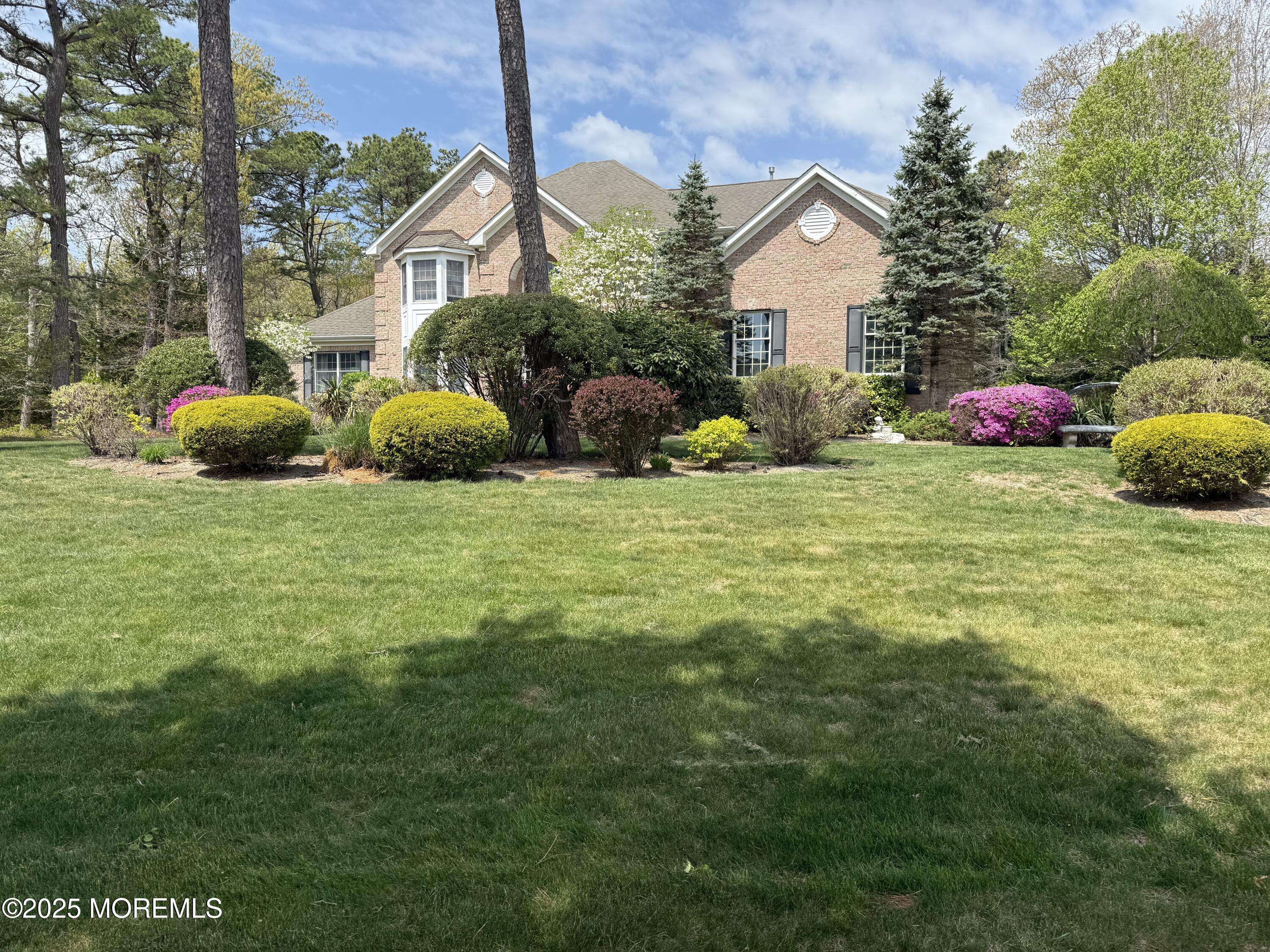 Manahawkin, NJ 08050,28 Saint Mary Avenue