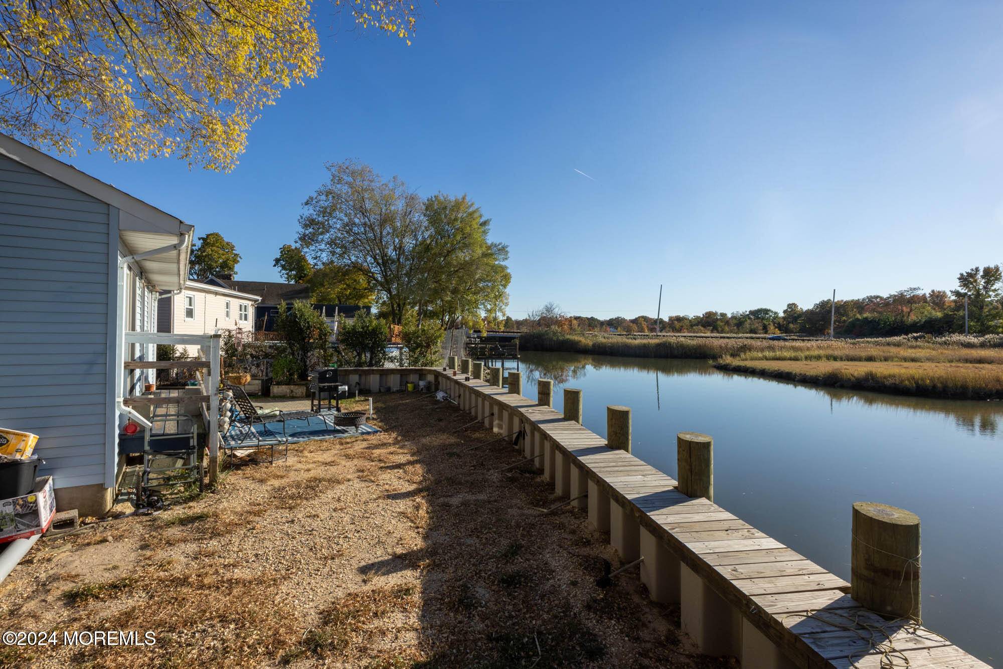 Keansburg, NJ 07734,115 Creek Road