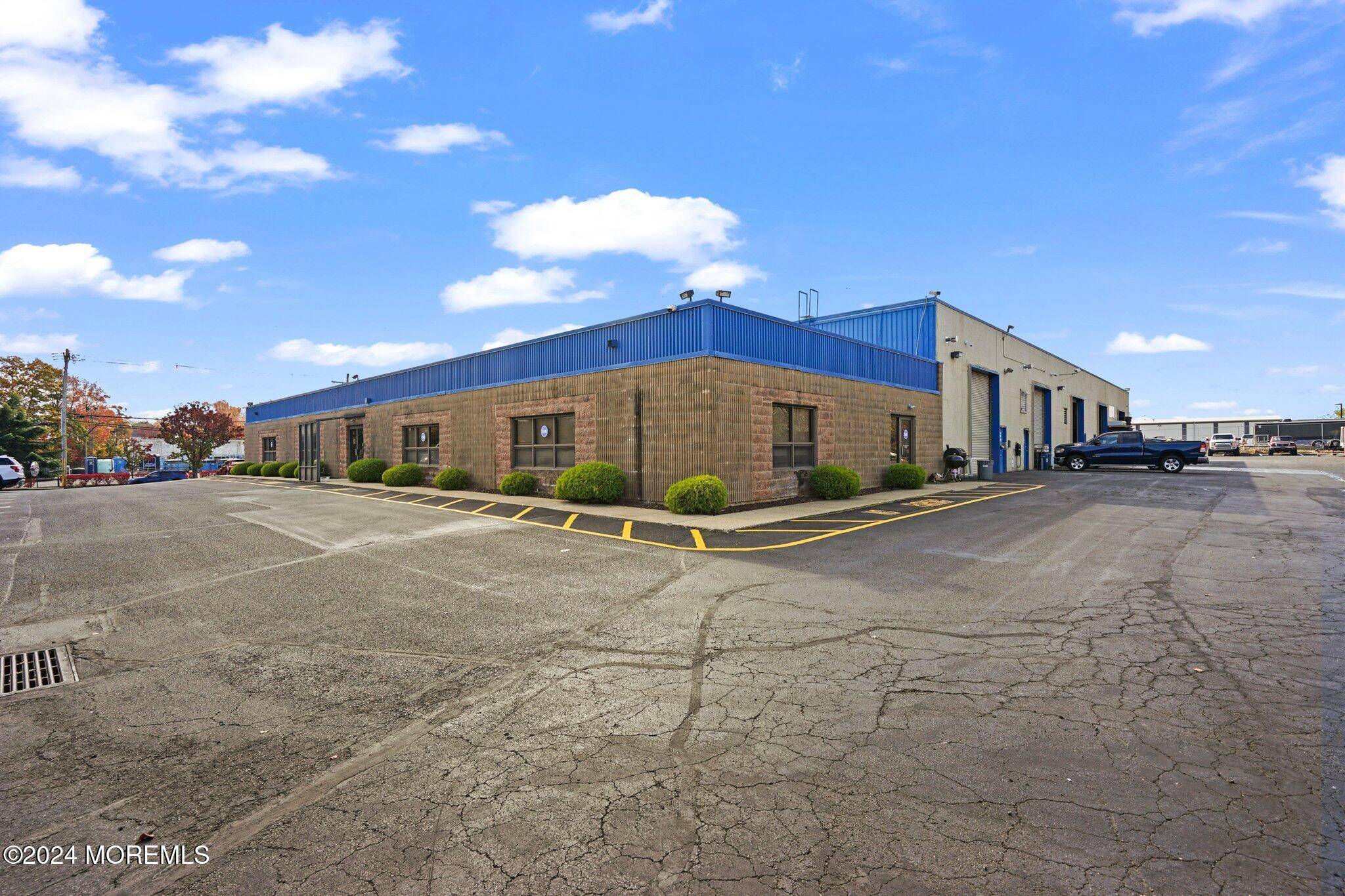 Keyport, NJ 07735,2 Industrial Drive #A