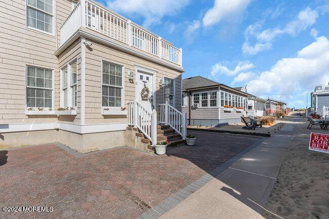 Point Pleasant Beach, NJ 08742,6 Hayes Court