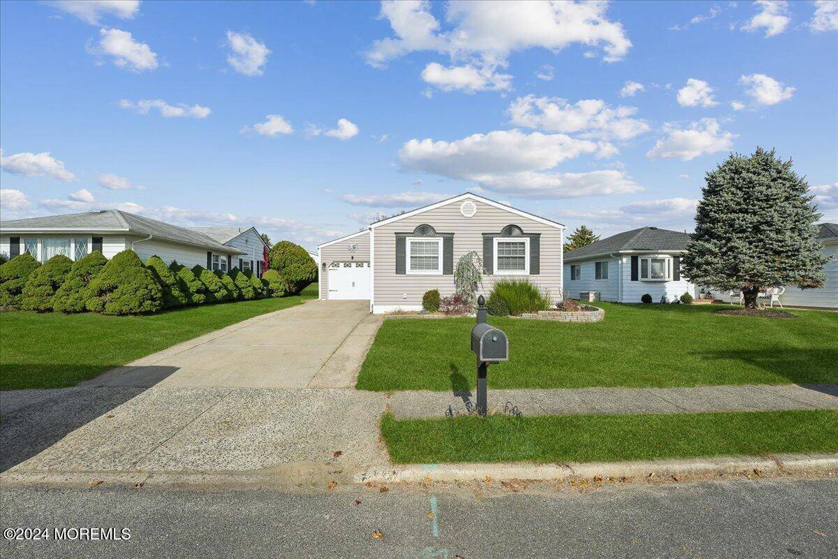 Toms River, NJ 08757,36 Pirogue Street