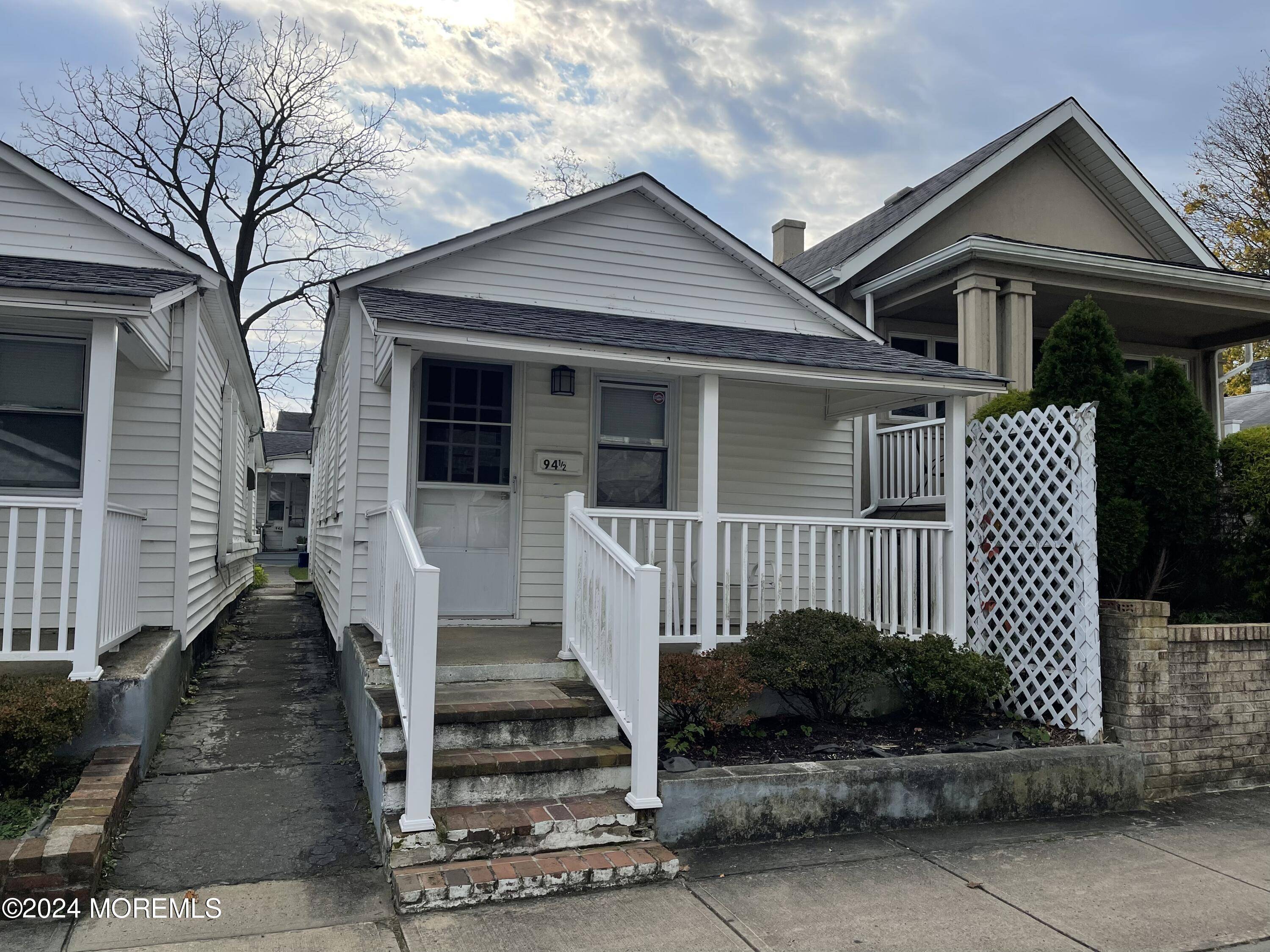 Deal, NJ 07723,945 Poplar Avenue