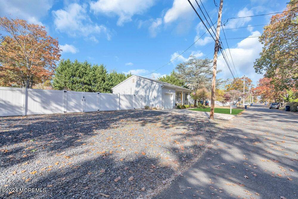 Beachwood, NJ 08722,708 Halliard Avenue