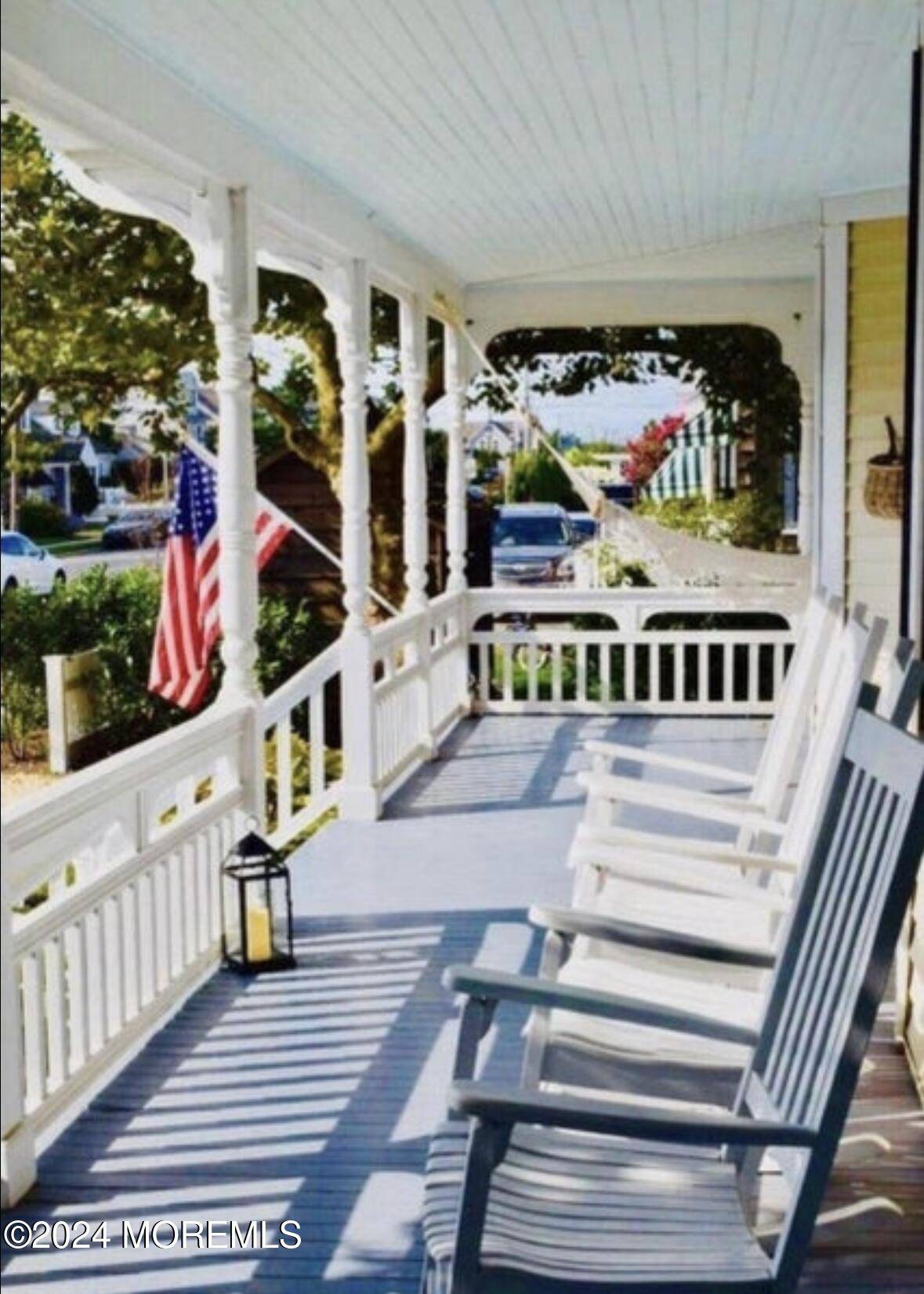 Bay Head, NJ 08742,409 Main Avenue