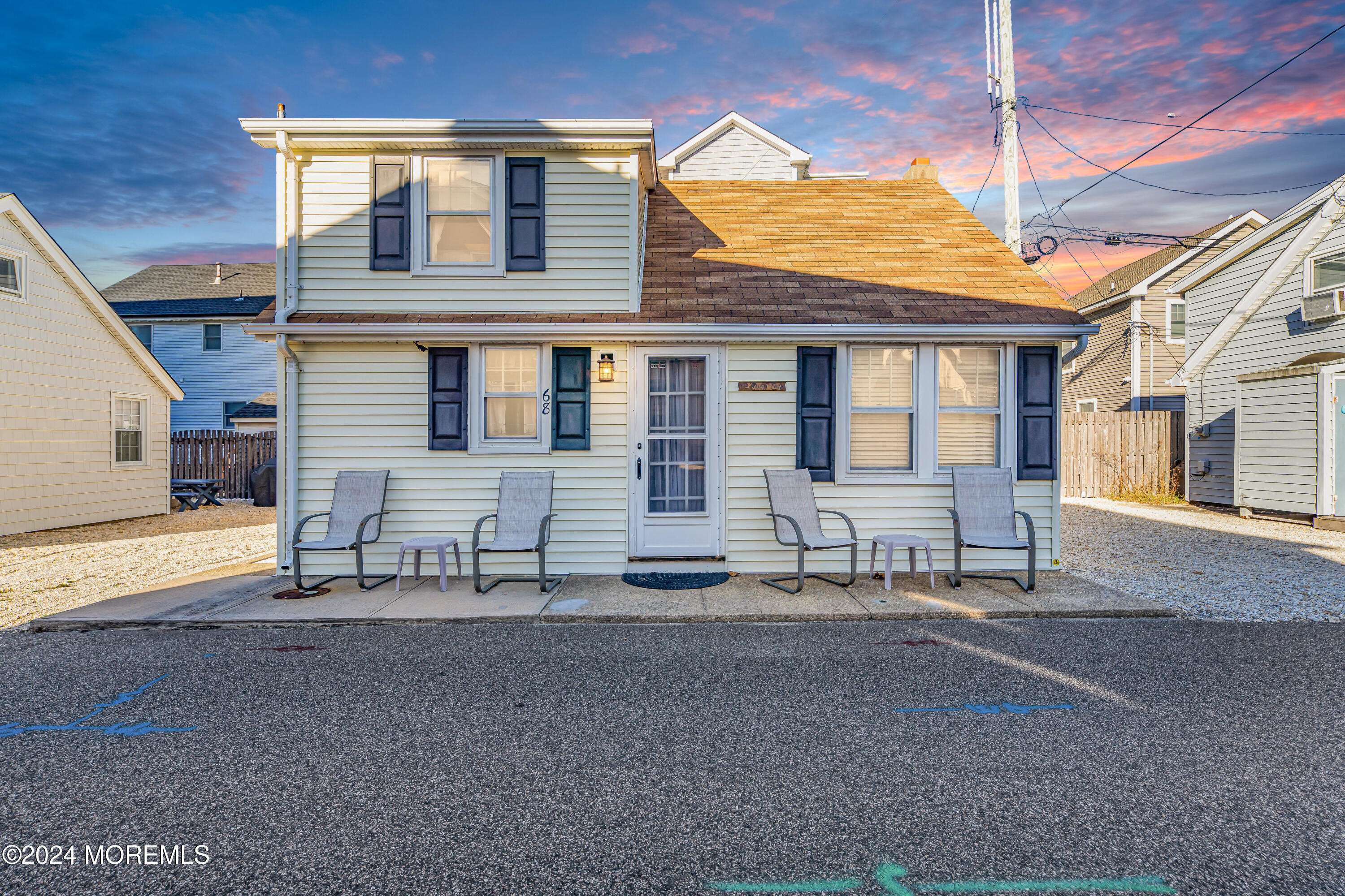 Lavallette, NJ 08735,68 Barnegat Way