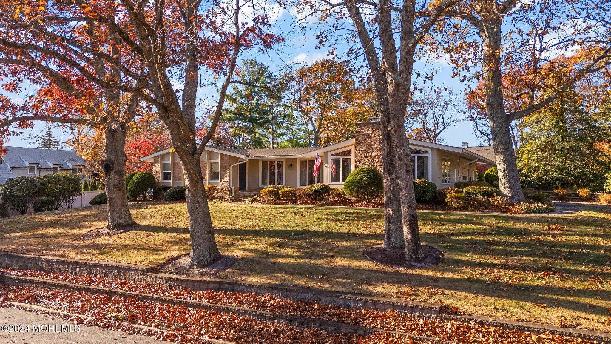 Brielle, NJ 08730,917 Teaberry Lane