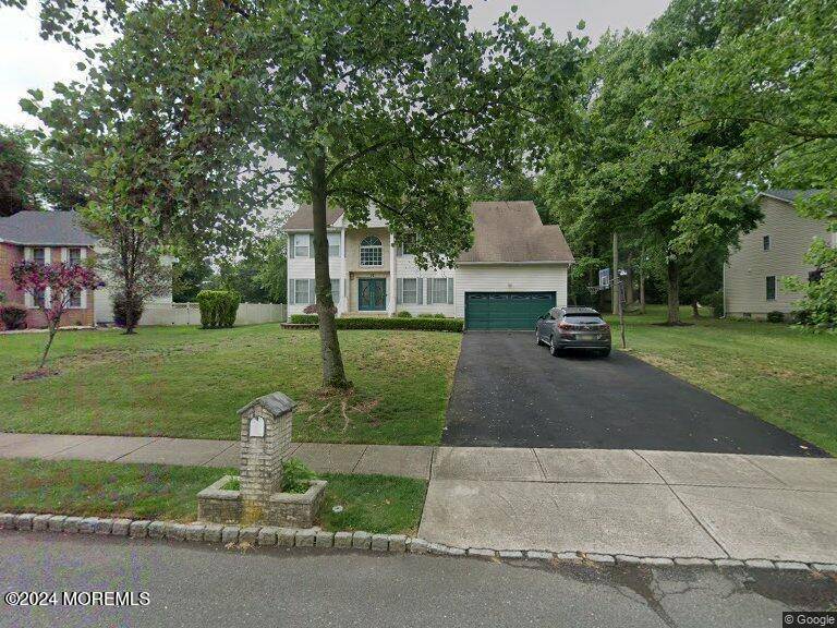 Manalapan, NJ 07726,15 Vail Valley Drive