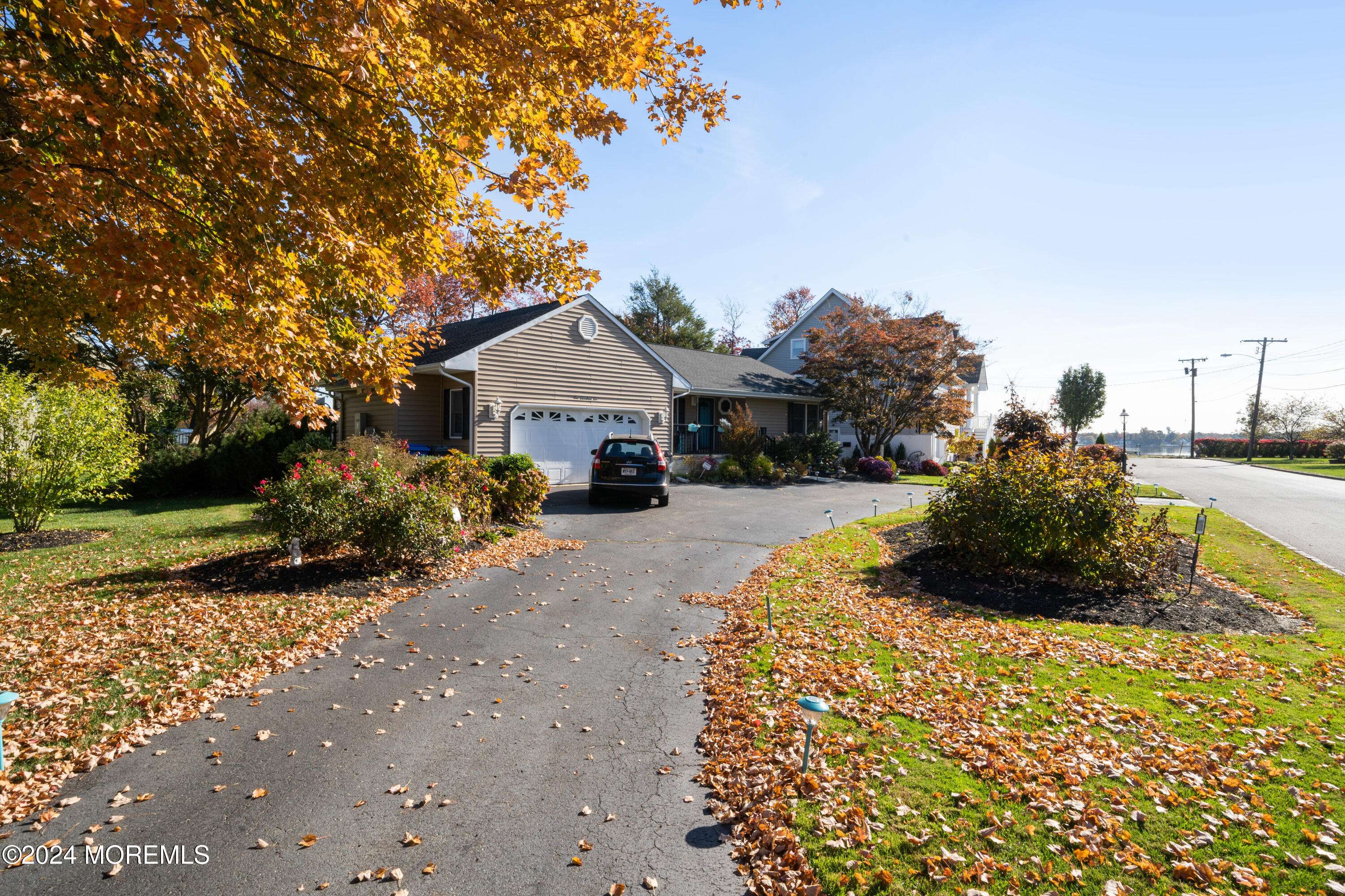 Toms River, NJ 08753,106 Flag Point Road