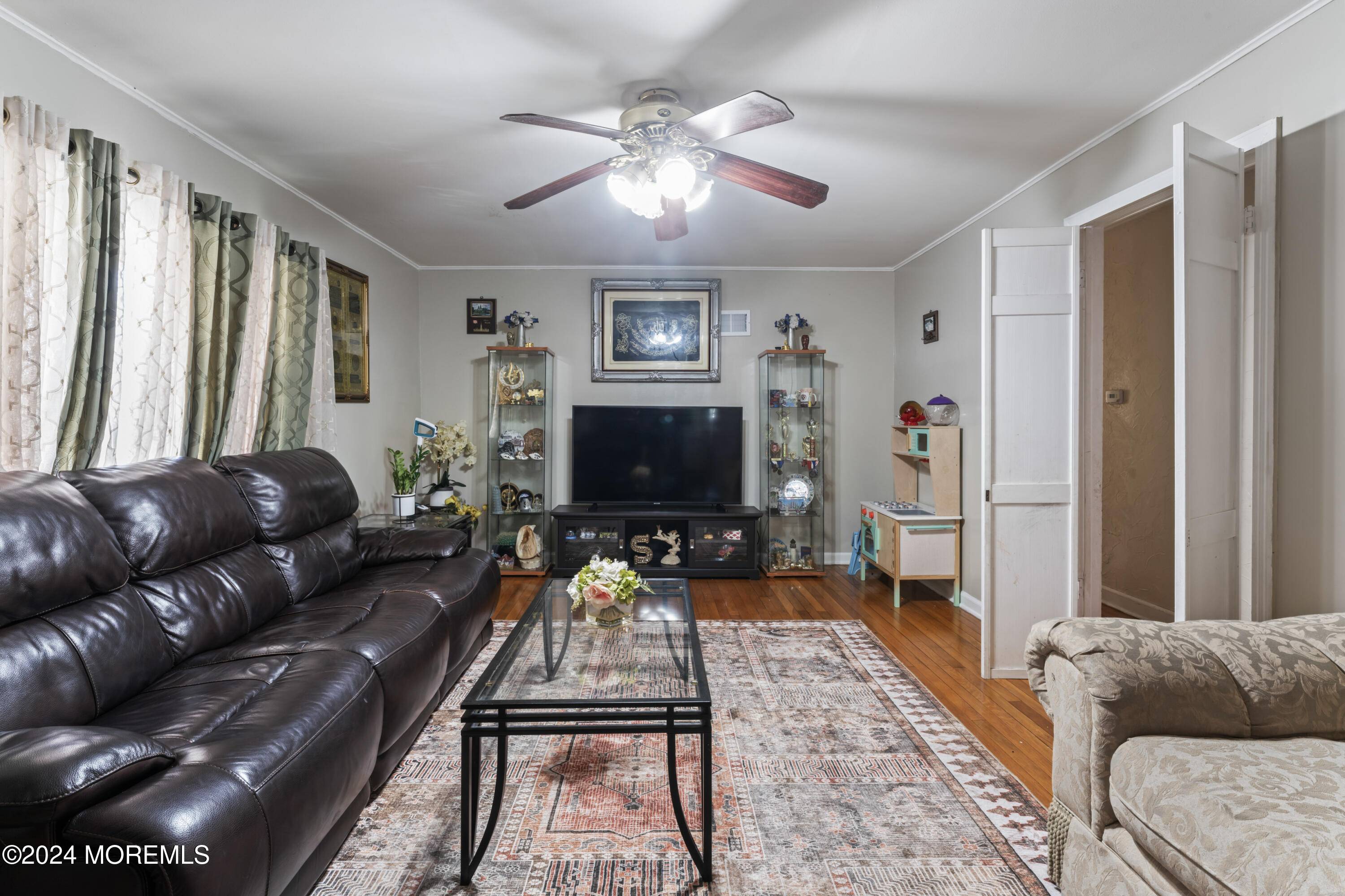 Neptune Township, NJ 07753,527 Sayre Street