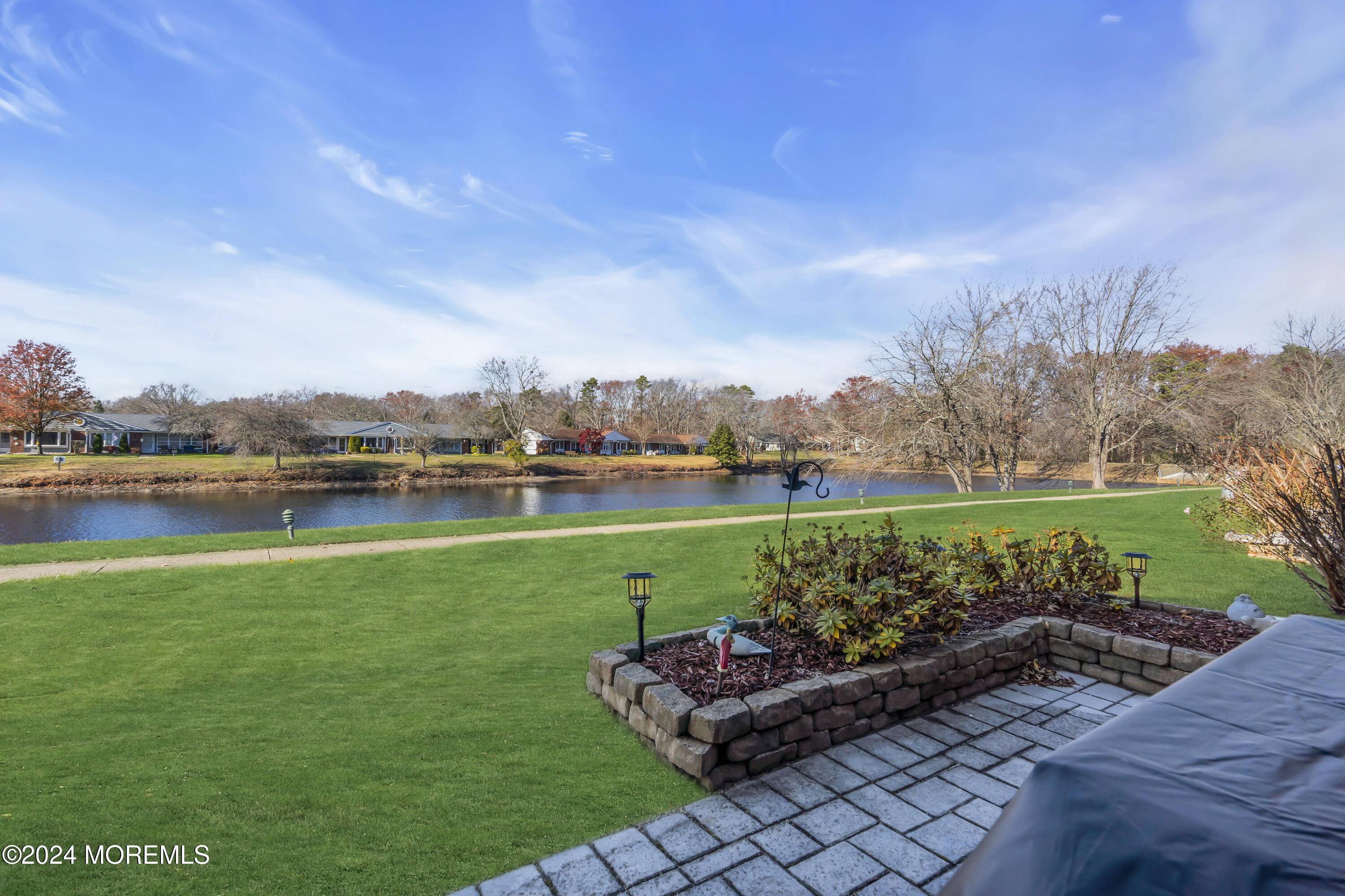 Lakewood, NJ 08701,342 Canterbury Court