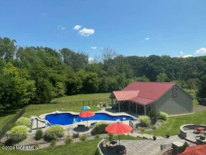 Cream Ridge, NJ 08514,5 Cooper Court