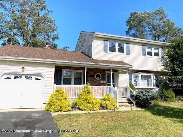 Oakhurst, NJ 07755,55 Heath Avenue