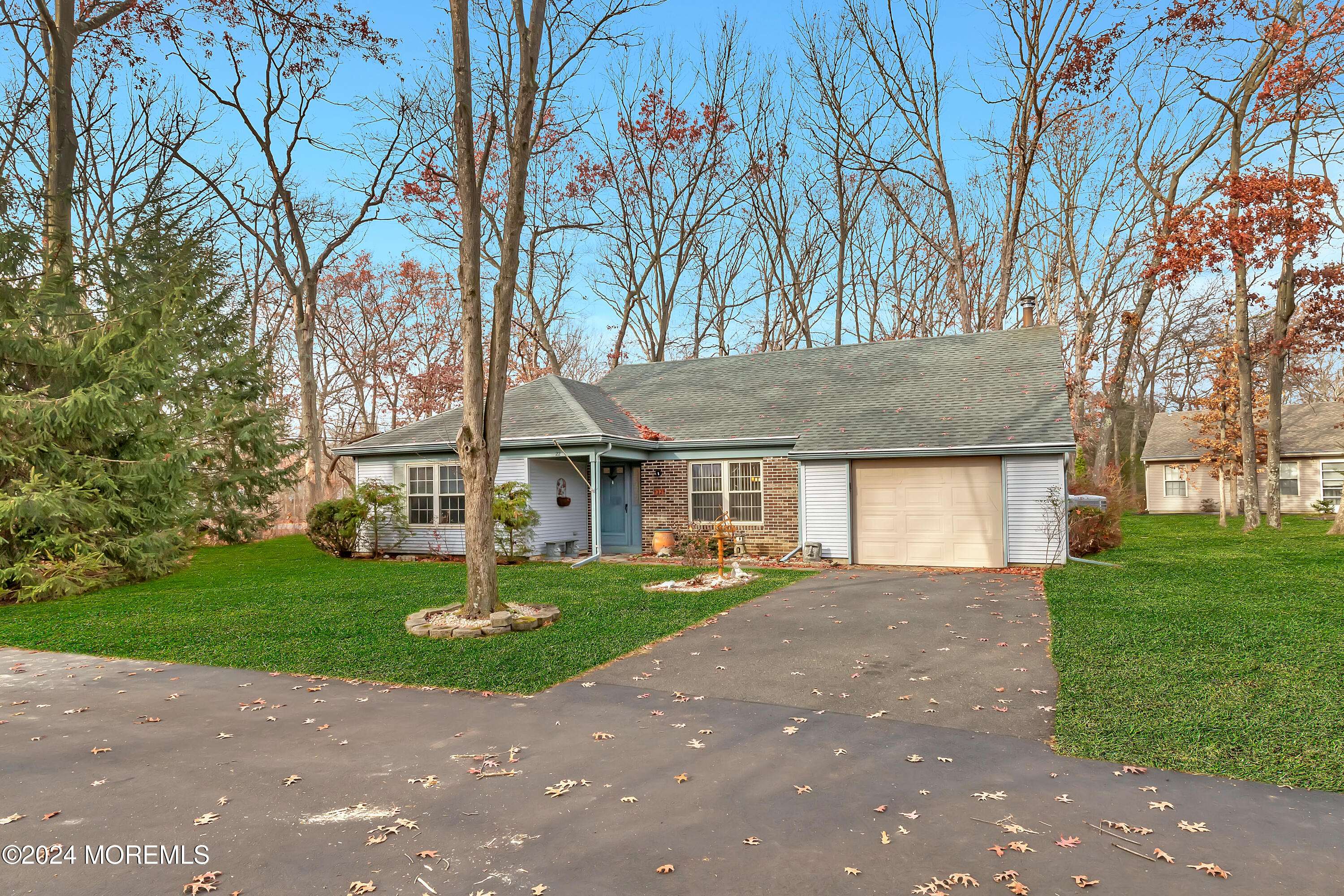 Whiting, NJ 08759,22 Morning Glory Lane