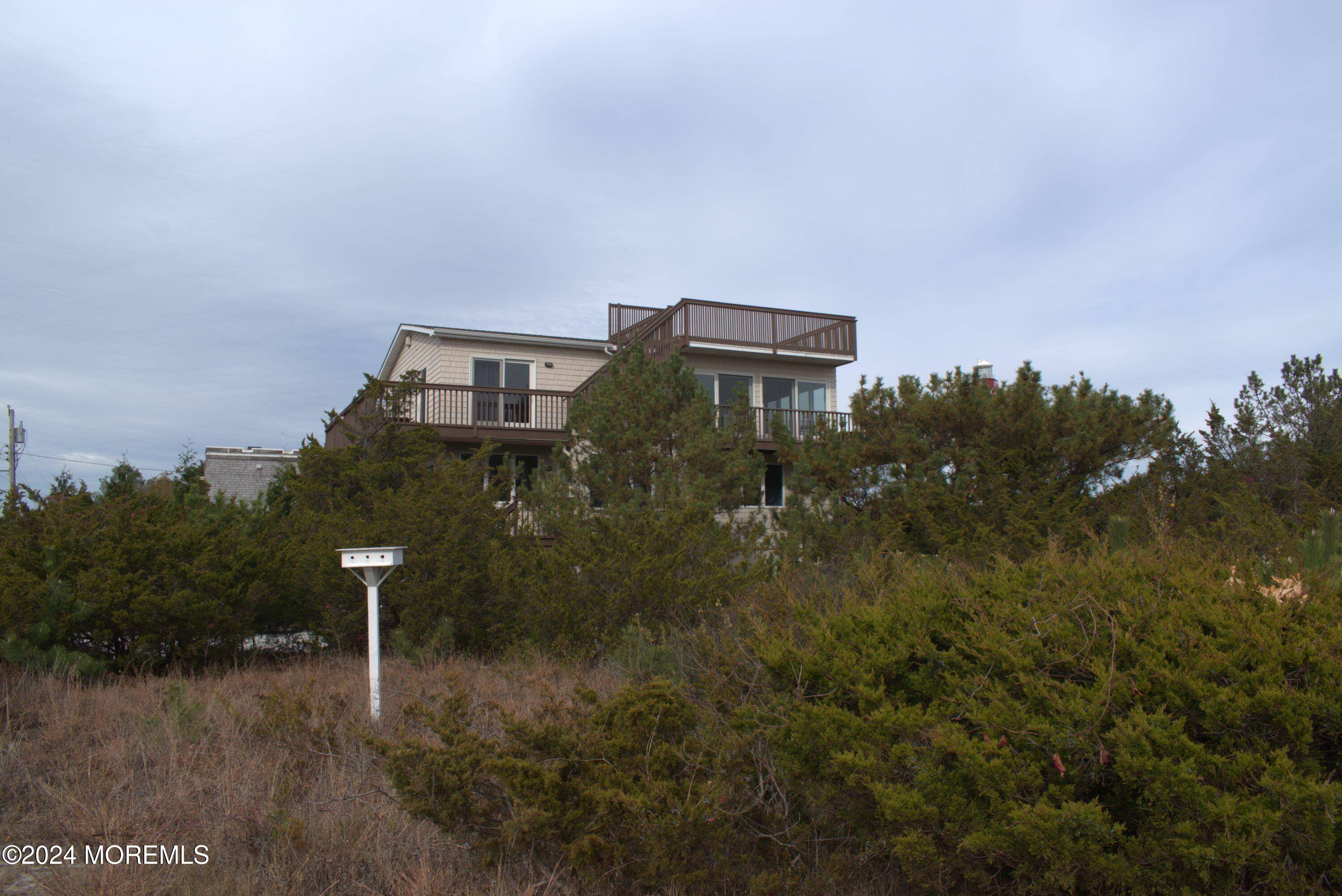 Barnegat Light, NJ 08006,3 W 3rd Street