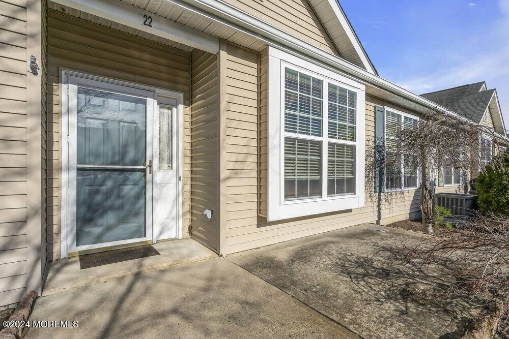 Whiting, NJ 08759,22 Winkle Court