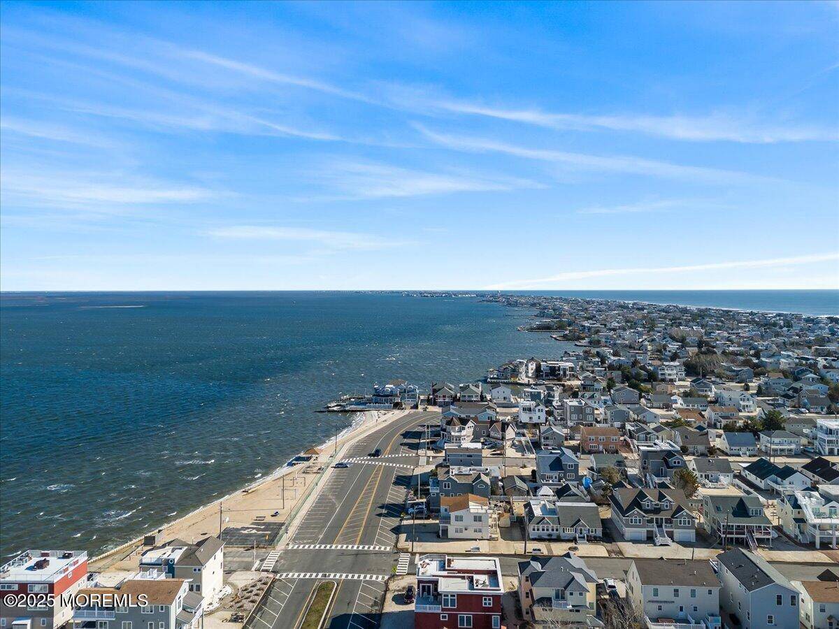 Surf City, NJ 08008,273 N 12th Street #Fl 1