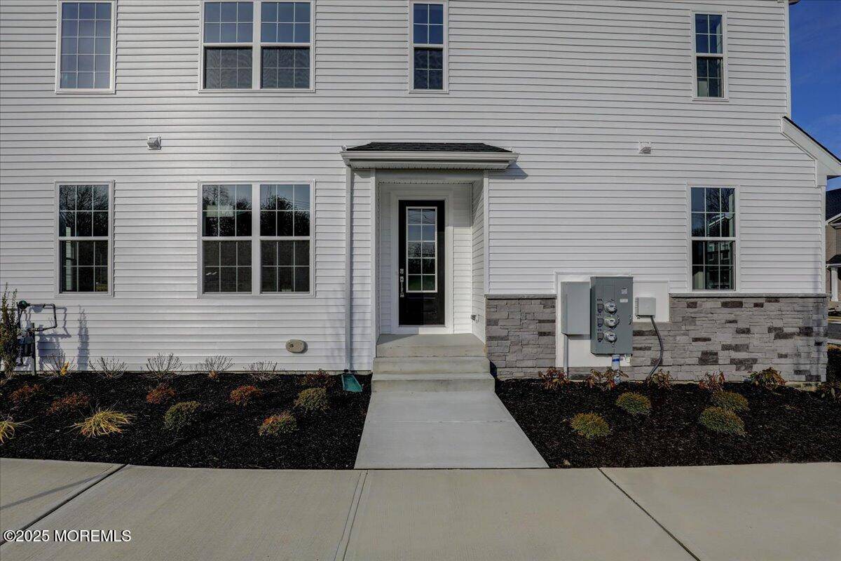 Oakhurst, NJ 07755,179 Woolley Court