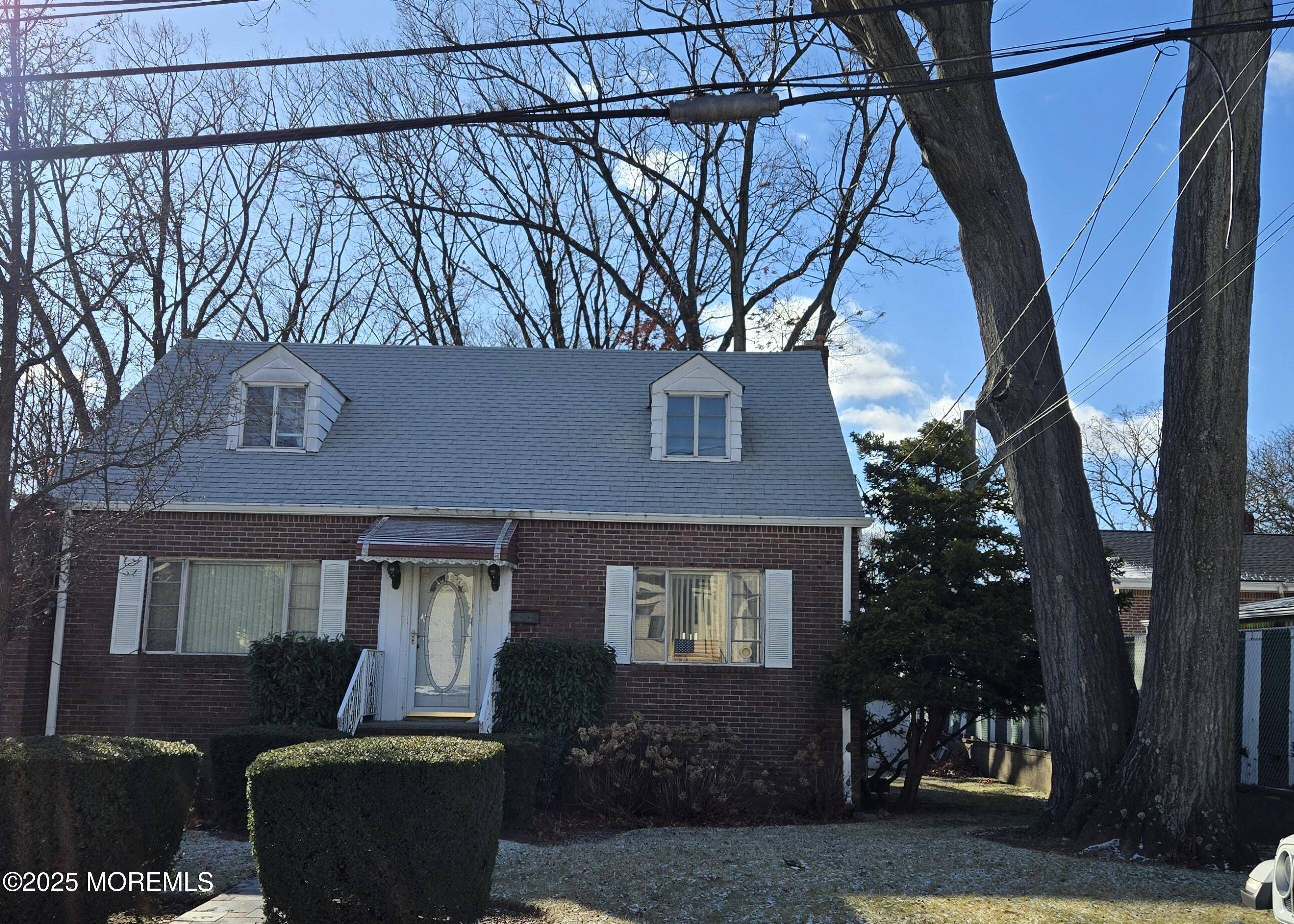 Fort Lee, NJ 07024,310 Riverdale Drive