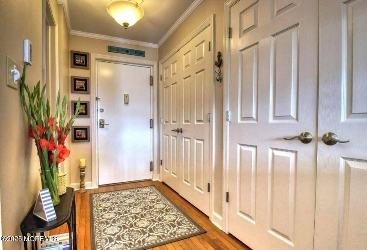 Belmar, NJ 07719,5 Ocean Avenue #5B