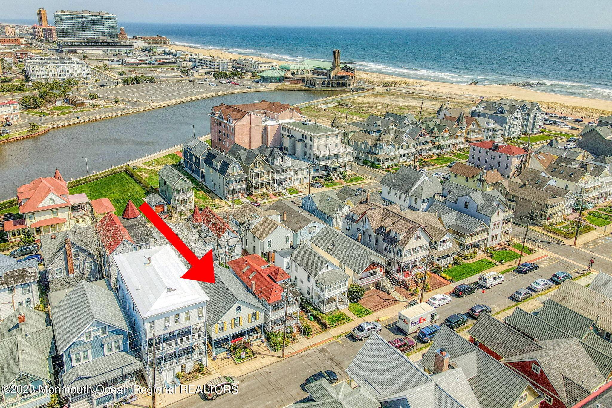 Ocean Grove, NJ 07756,31 Atlantic Avenue #1W SUMMER