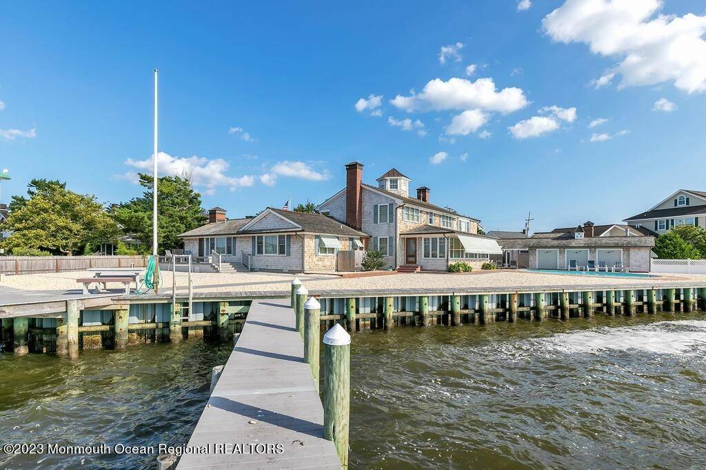 Mantoloking, NJ 08738,127 Curtis Point Drive
