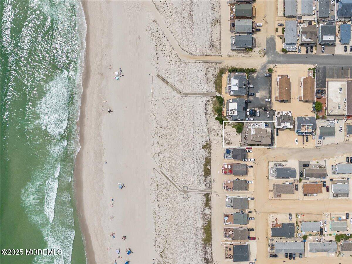 Lavallette, NJ 08735,15 E Tuna Way #B