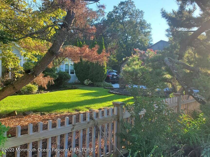 Bay Head, NJ 08742,218 Bridge Avenue