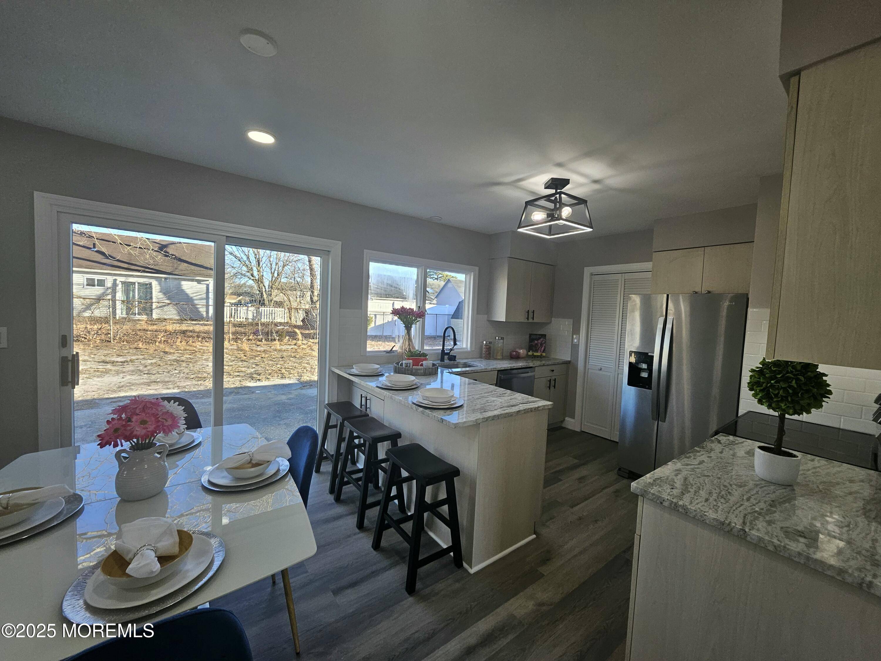 Toms River, NJ 08753,909 New Jersey Avenue
