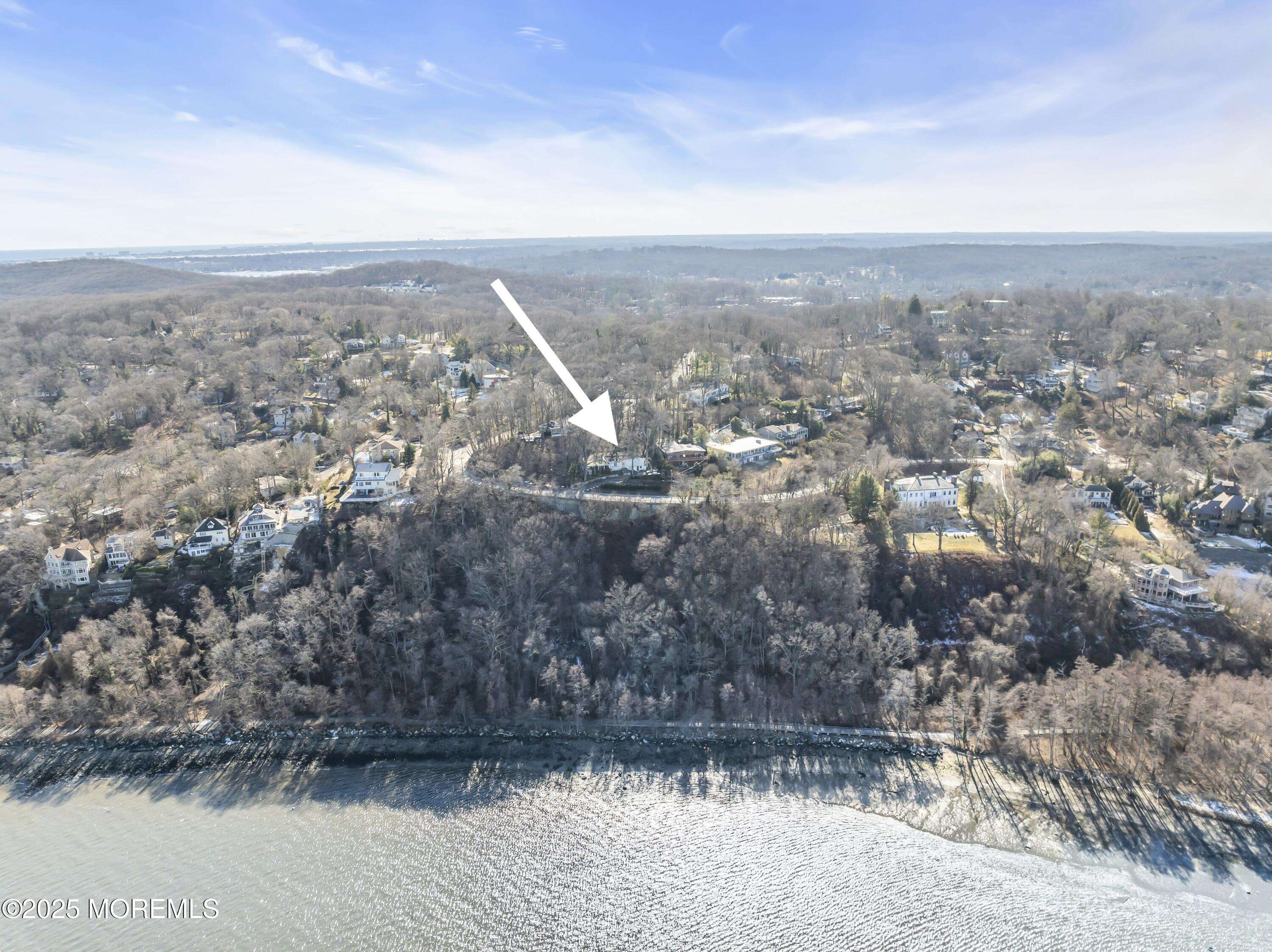 Atlantic Highlands, NJ 07716,193 Ocean Boulevard