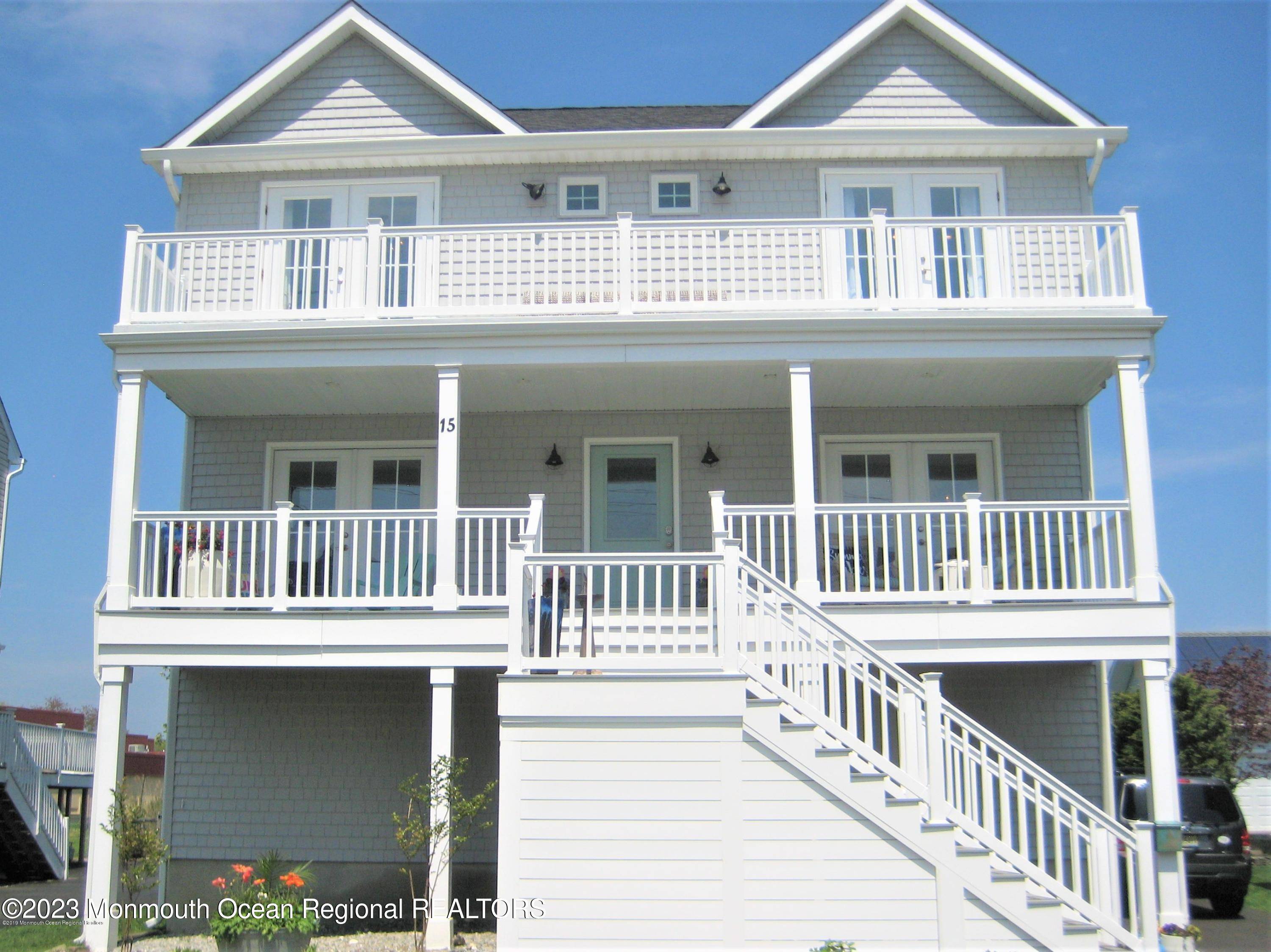Monmouth Beach, NJ 07750,15 Griffin Street