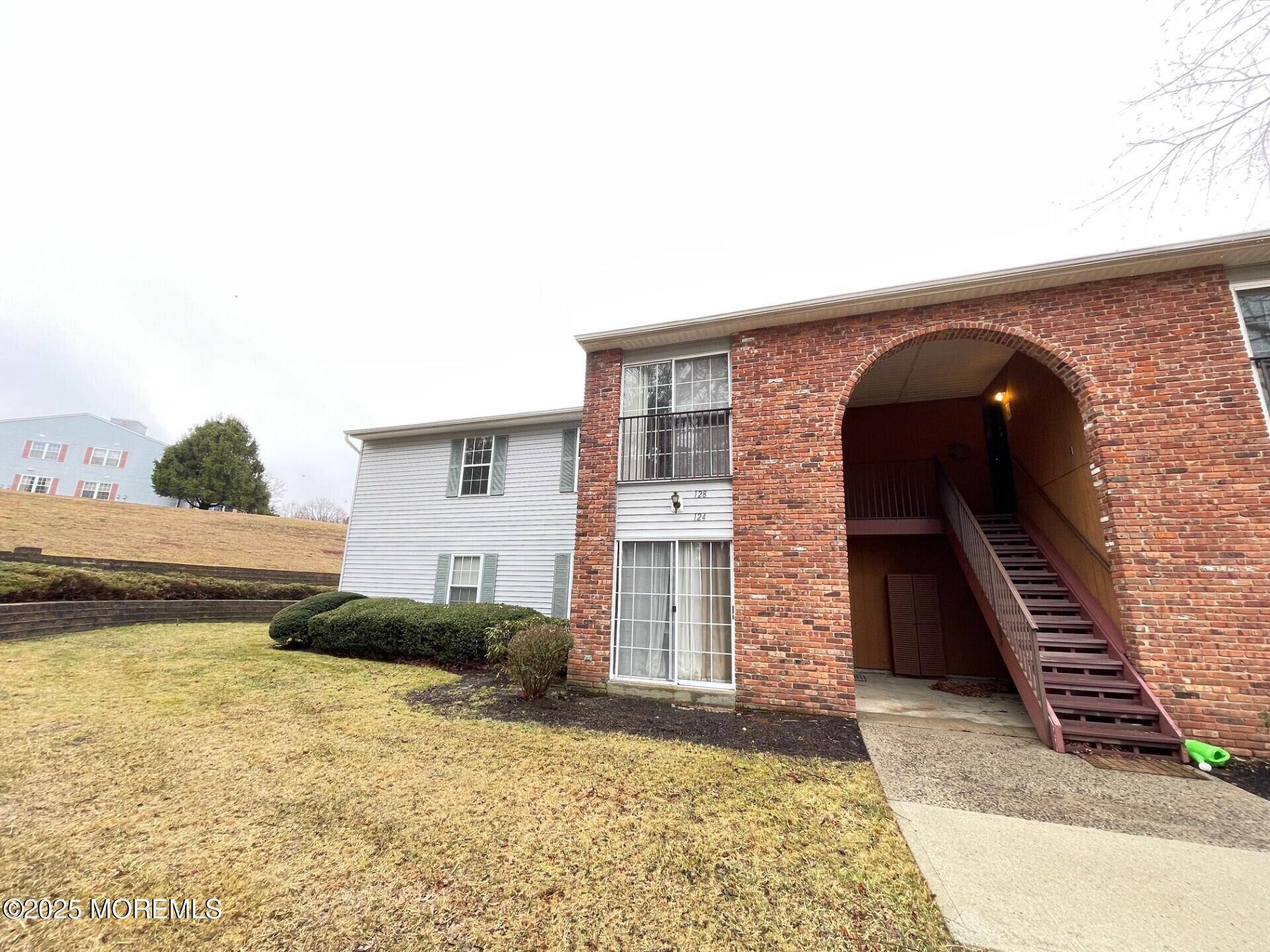 Tinton Falls, NJ 07753,128 Mill Lane