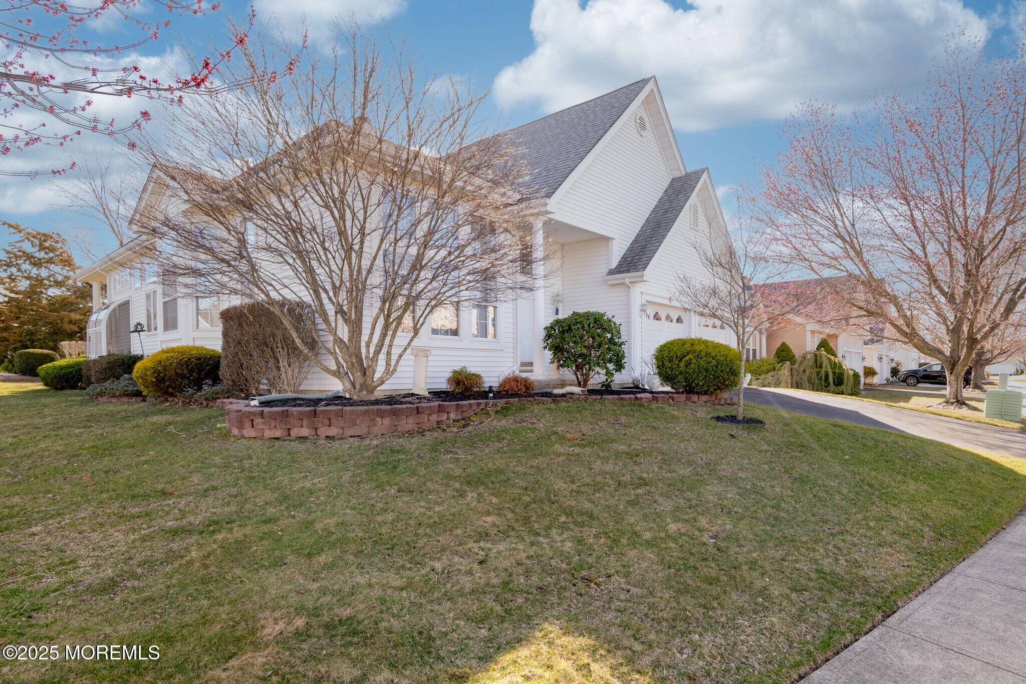 Barnegat, NJ 08005,5 Shoal Drive