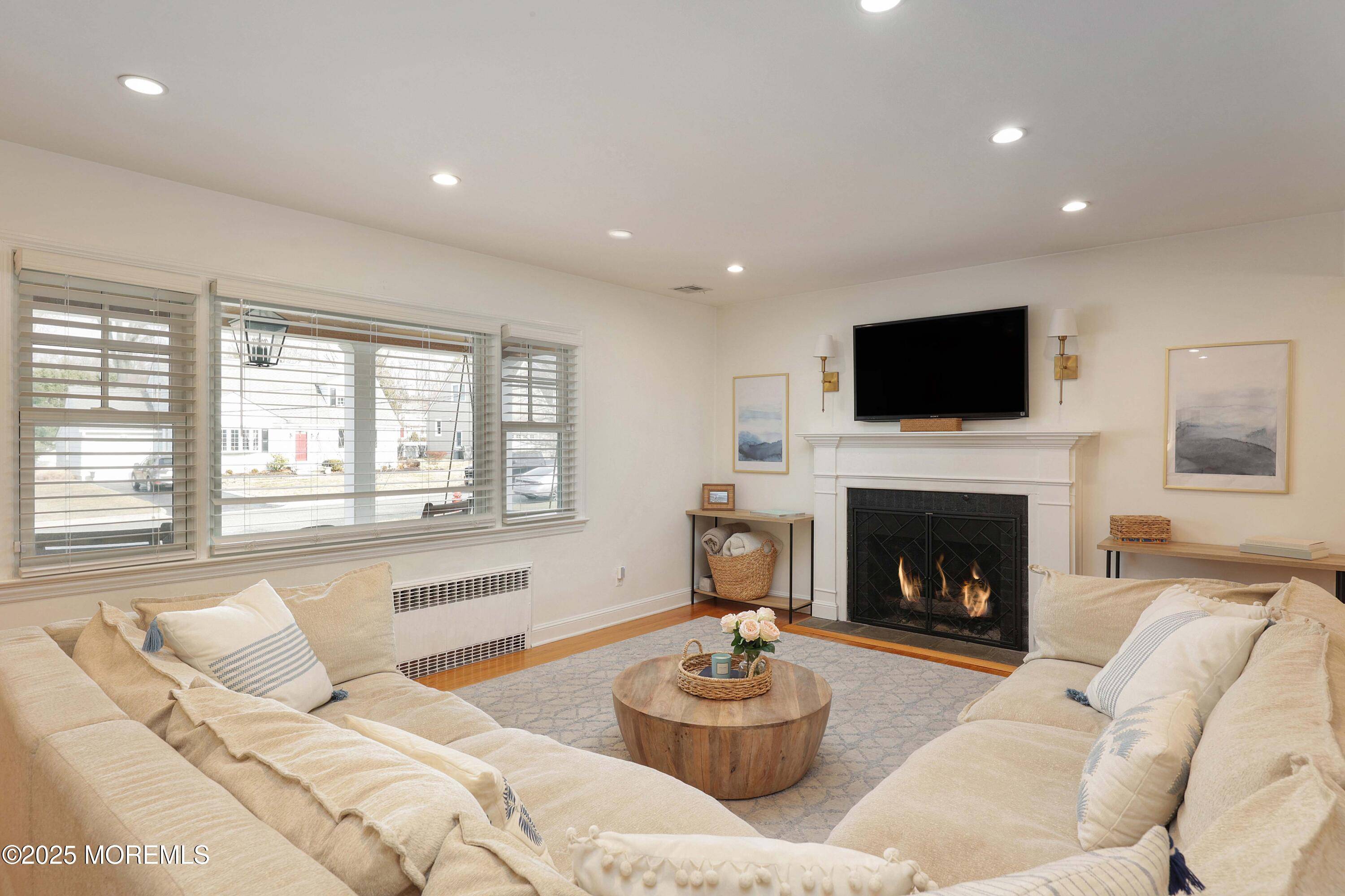 Little Silver, NJ 07739,29 Silverwhite Road